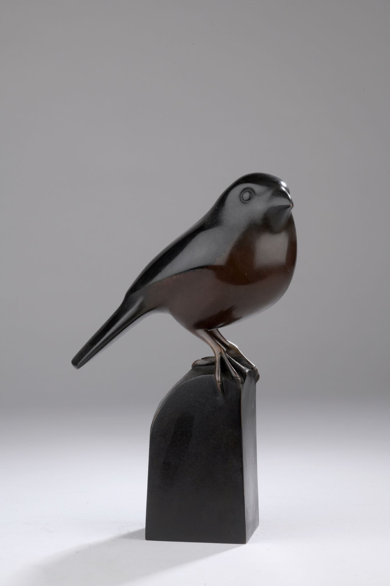 Null François Galoyer (1944) 

Bullfinch

Bronze with black brown patina 

Lost &hellip;