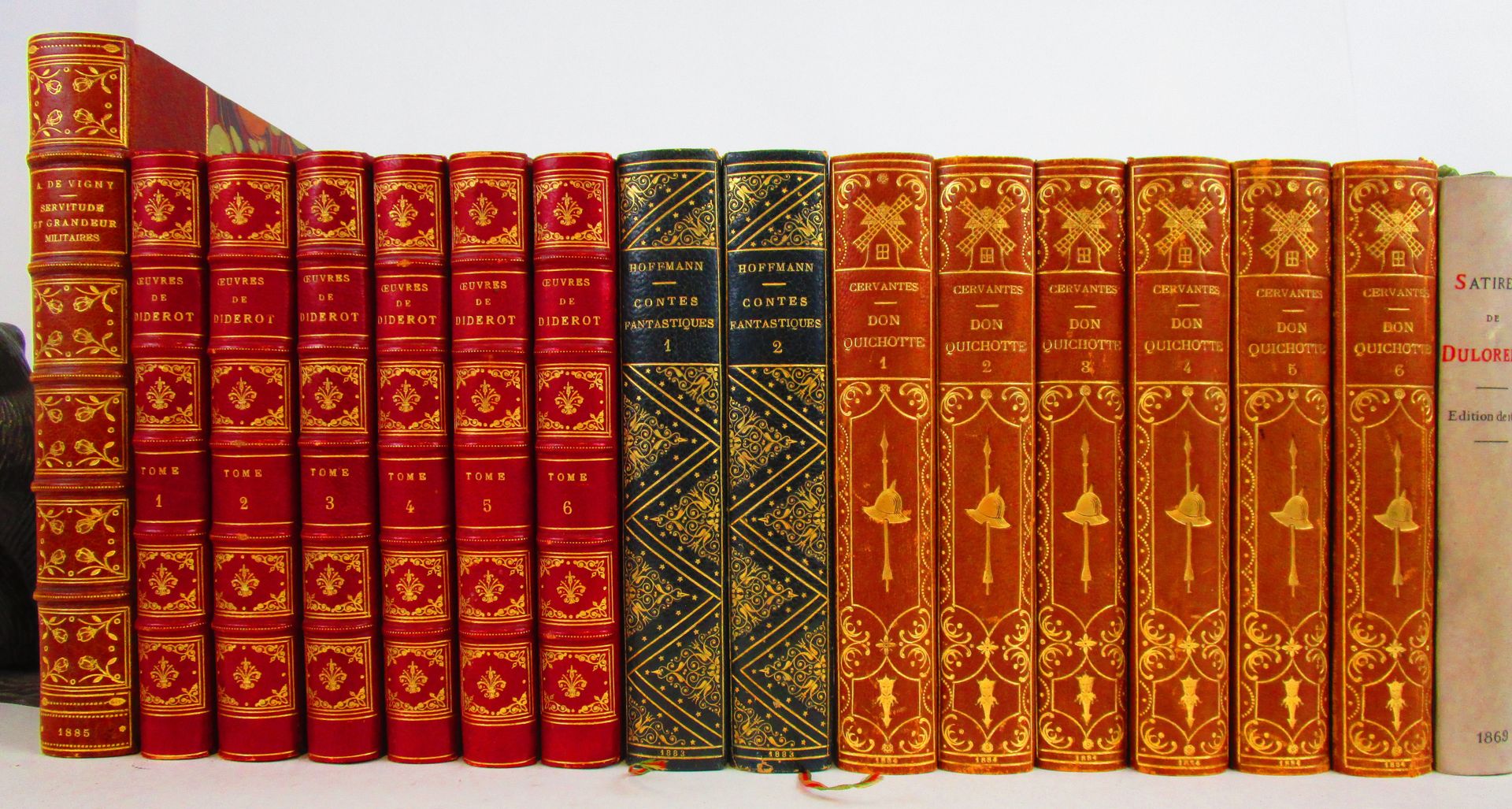 Null 一套16部作品，由Jouaust在巴黎出版，8开或小8开。
1/ - 狄德罗。- 作品。由P.阿尔伯特介绍（1892年）。6卷装，半红摩洛哥，书脊饰有&hellip;