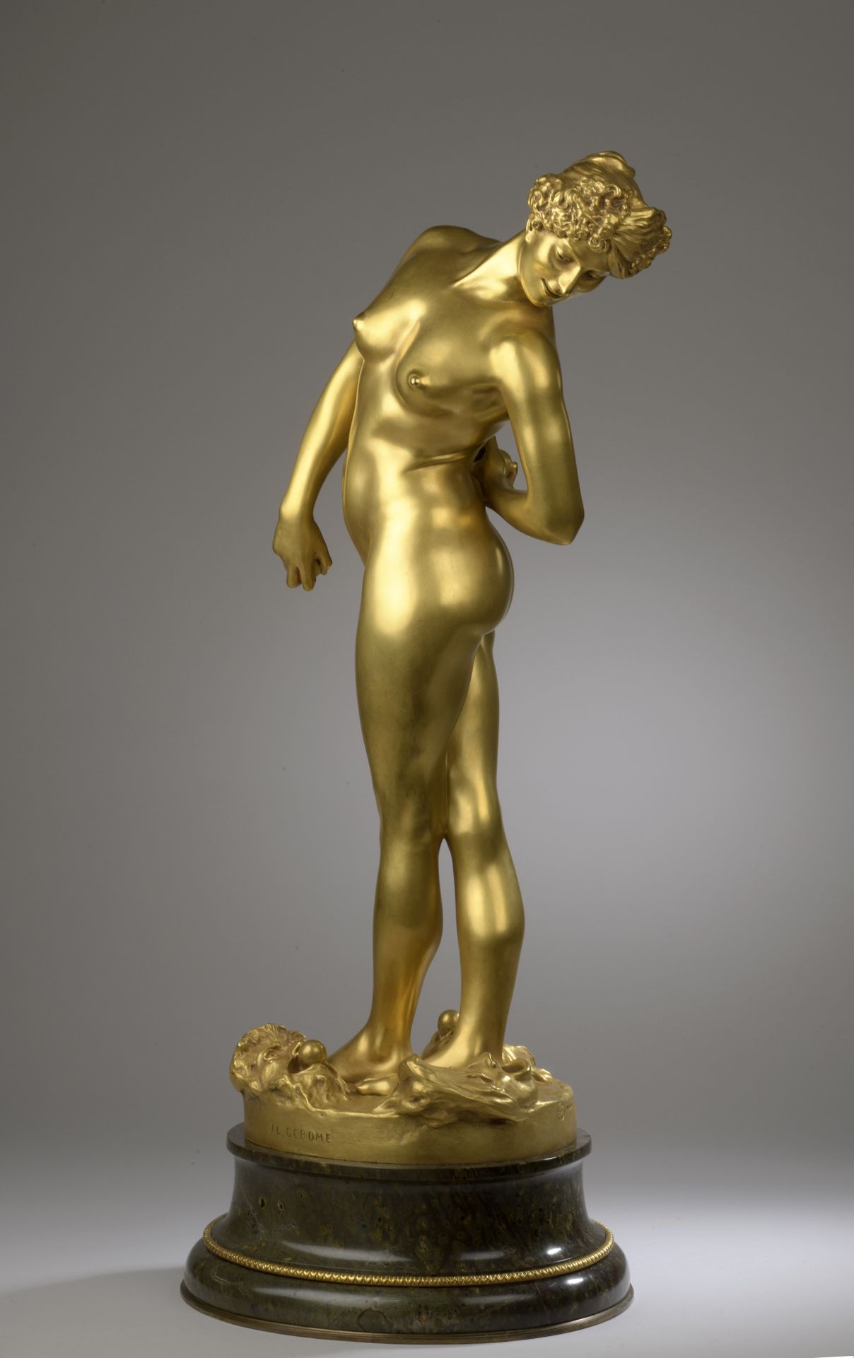 Null Jean-Léon Gérôme (1824-1904)
Joueuse de boules
Modèle créé en 1902
Bronze d&hellip;