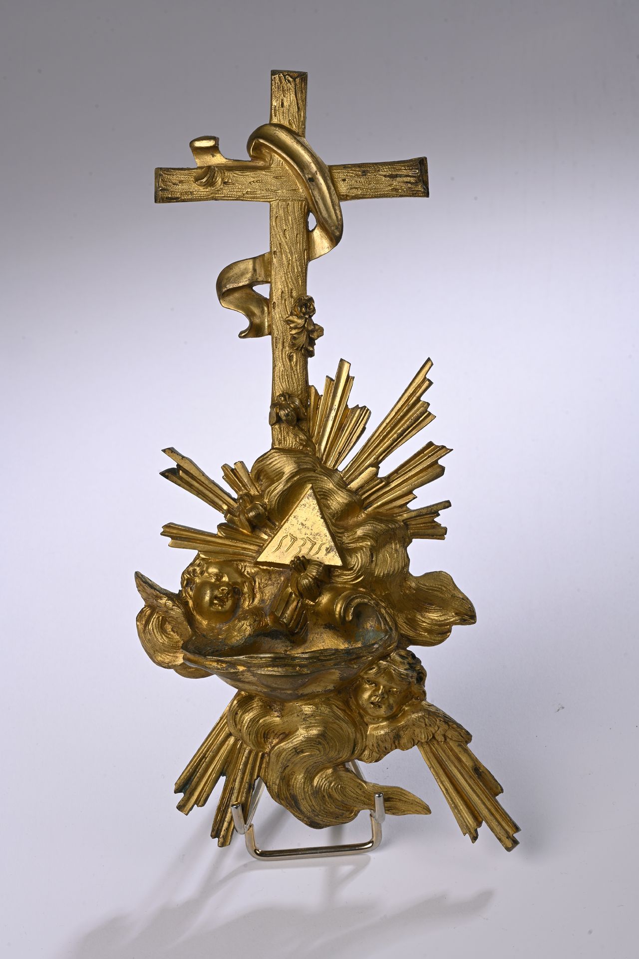 Null Travail FRANÇAIS de la fin du XVIIIe siècle
Très beau BÉNITIER en bronze do&hellip;