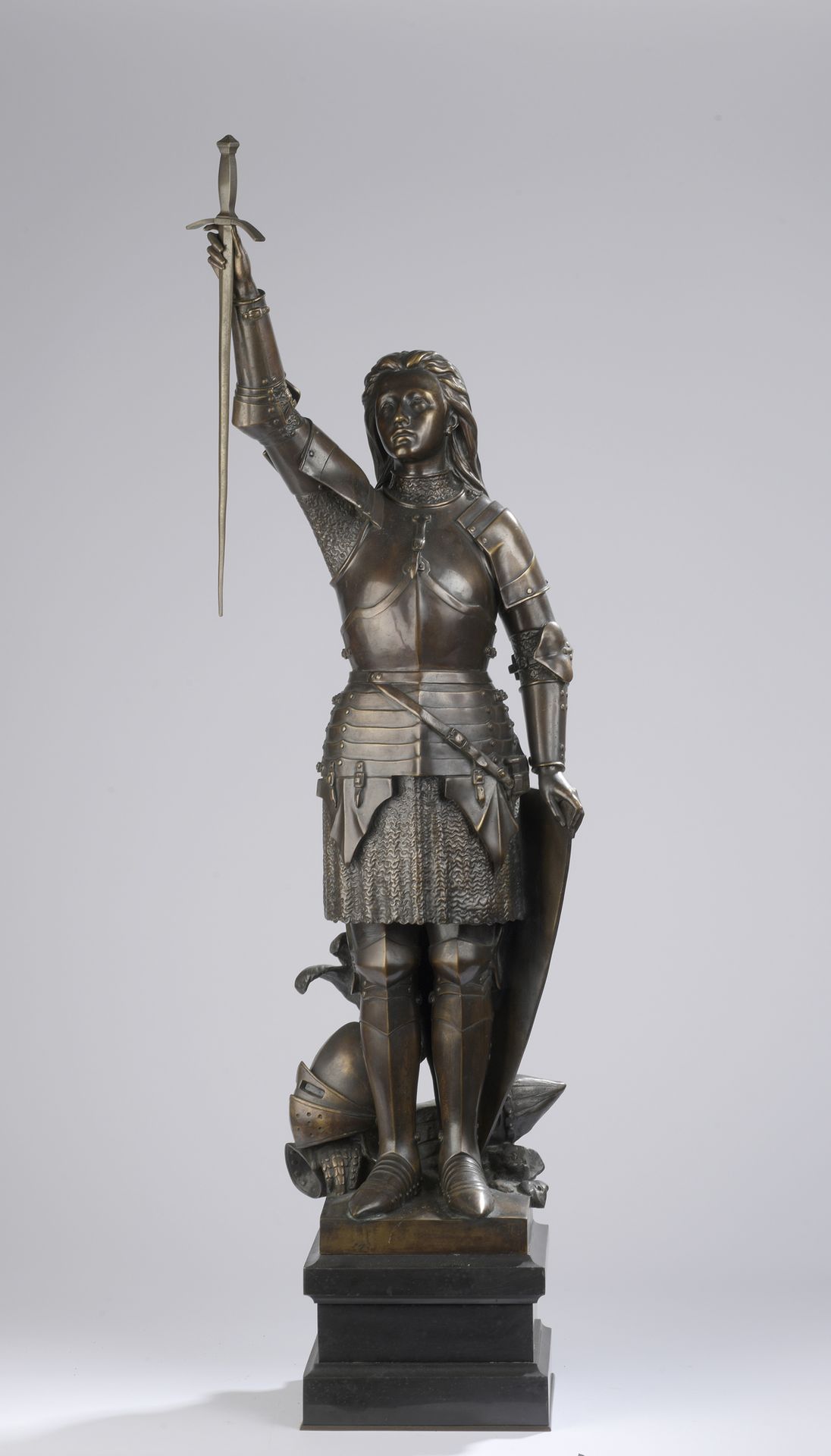 Null Paul-Émile MILLEFAUT (1847-1907)
Jeanne d’Arc à l’épée
Épreuve en bronze à &hellip;