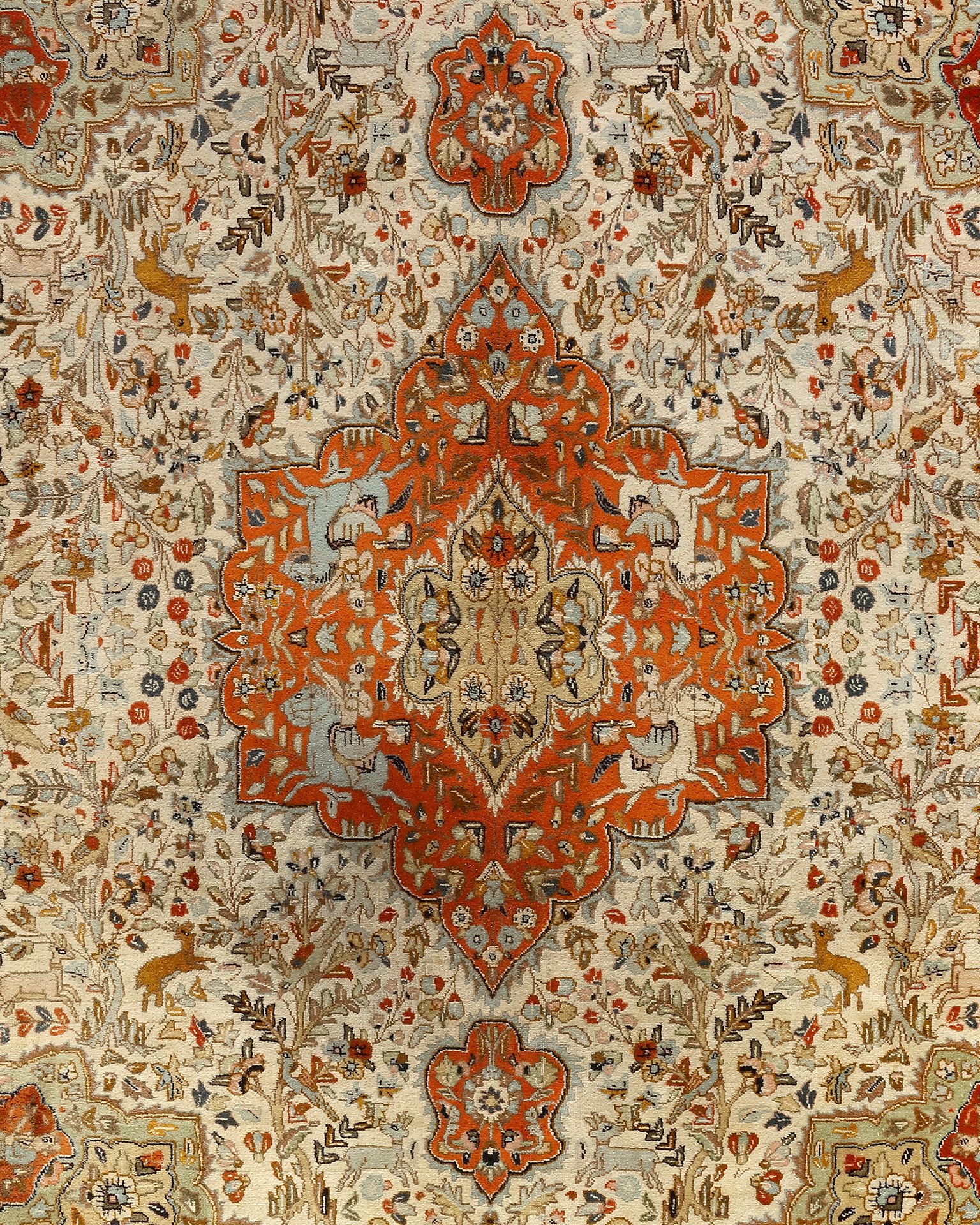 Null 波斯塔布里斯地毯，20世纪下半叶
350乘以275厘米。 
状况良好。