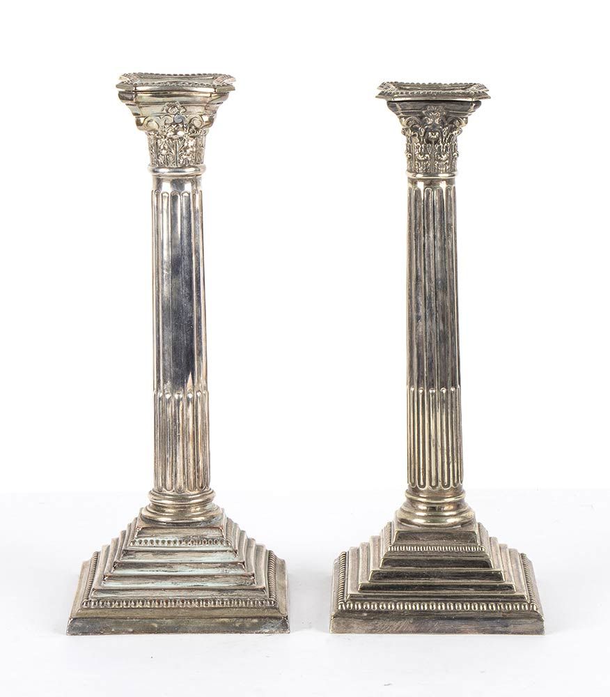 Null Pair of English silver plated candlesticks - ca. 1900

neoclassical column &hellip;