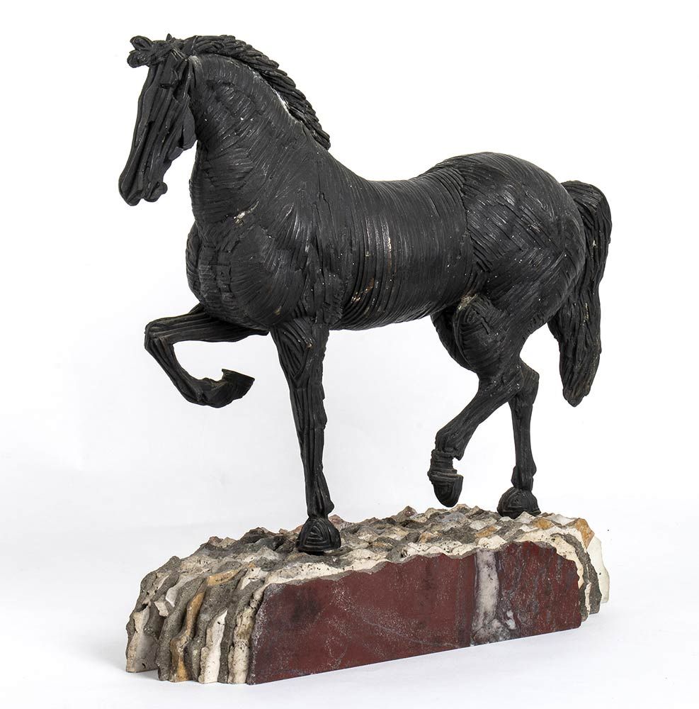 Null 
MARIO CEROLI (Castel Frentano, 1938)





Pferd



Bronzeskulptur mit Sock&hellip;