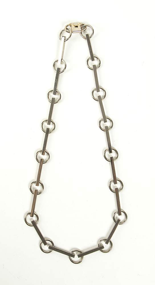 Null BIJOUX CASCIO

COLLIER EN MÉTAL ARGENTÉ

Début des années 70



Collier en &hellip;