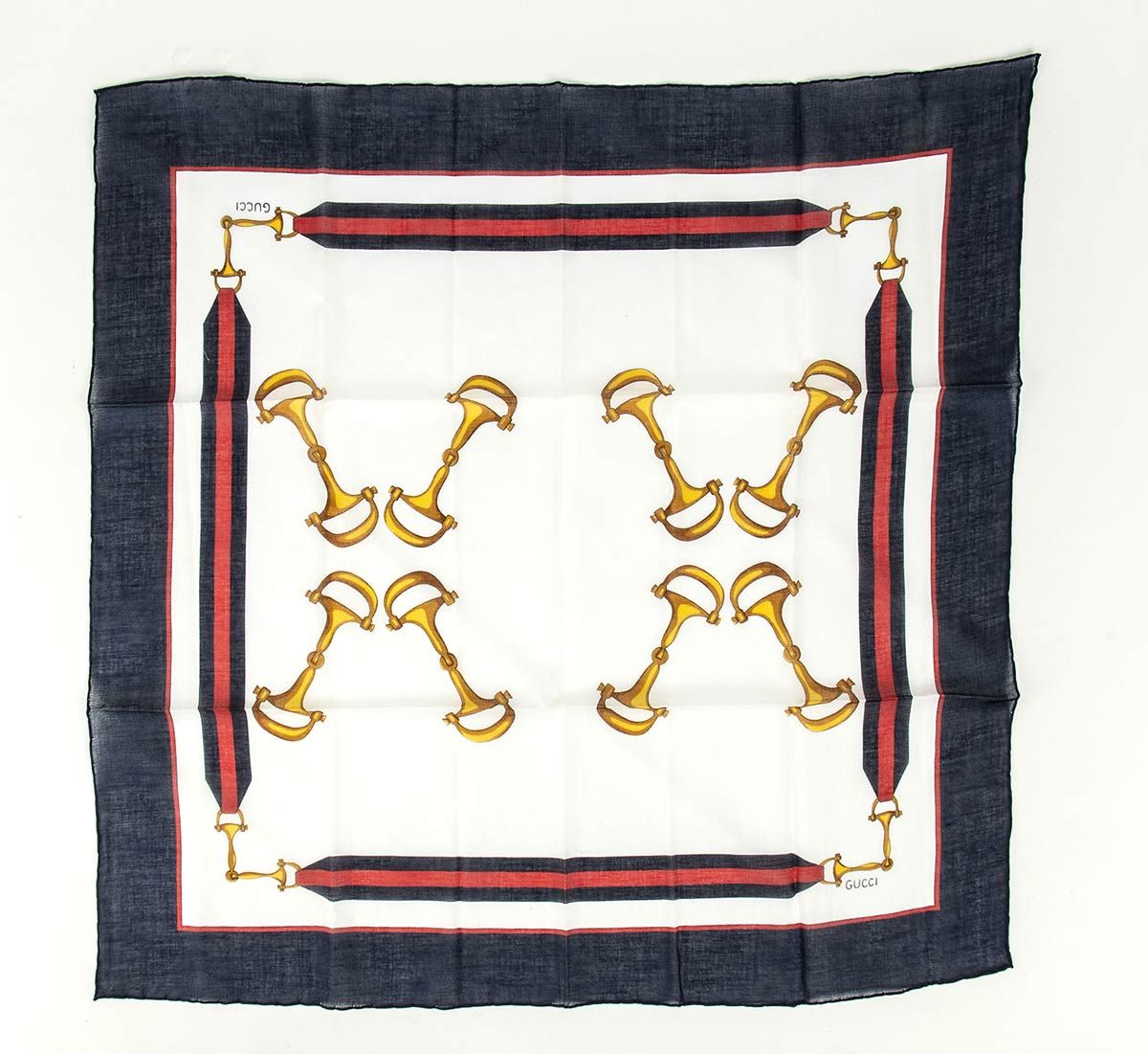 Null GUCCI

COTTON HANDKERCHIEFS

80s



Cotton handkerchiefs



General conditi&hellip;