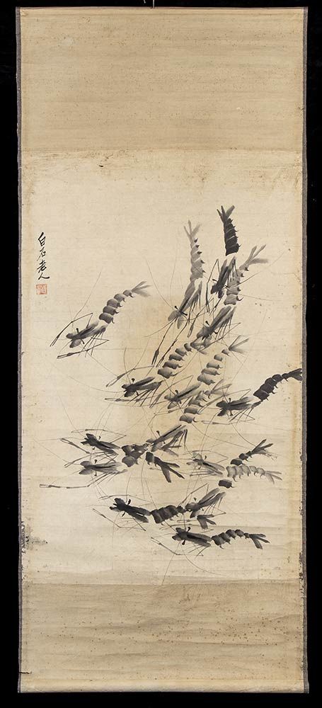 QI BAISHI, style of 齐白石，风格

中国，20世纪

虾



纸上水墨画的垂直挂轴，132 x 56厘米



左上角有签名和印章。


&hellip;