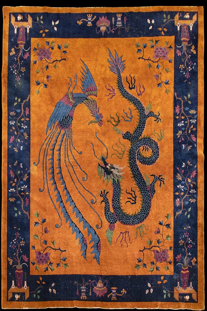 A LARGE 'PEKING' CARPET A LARGE 'PEKING' CARPET

China, early 20th century

The &hellip;