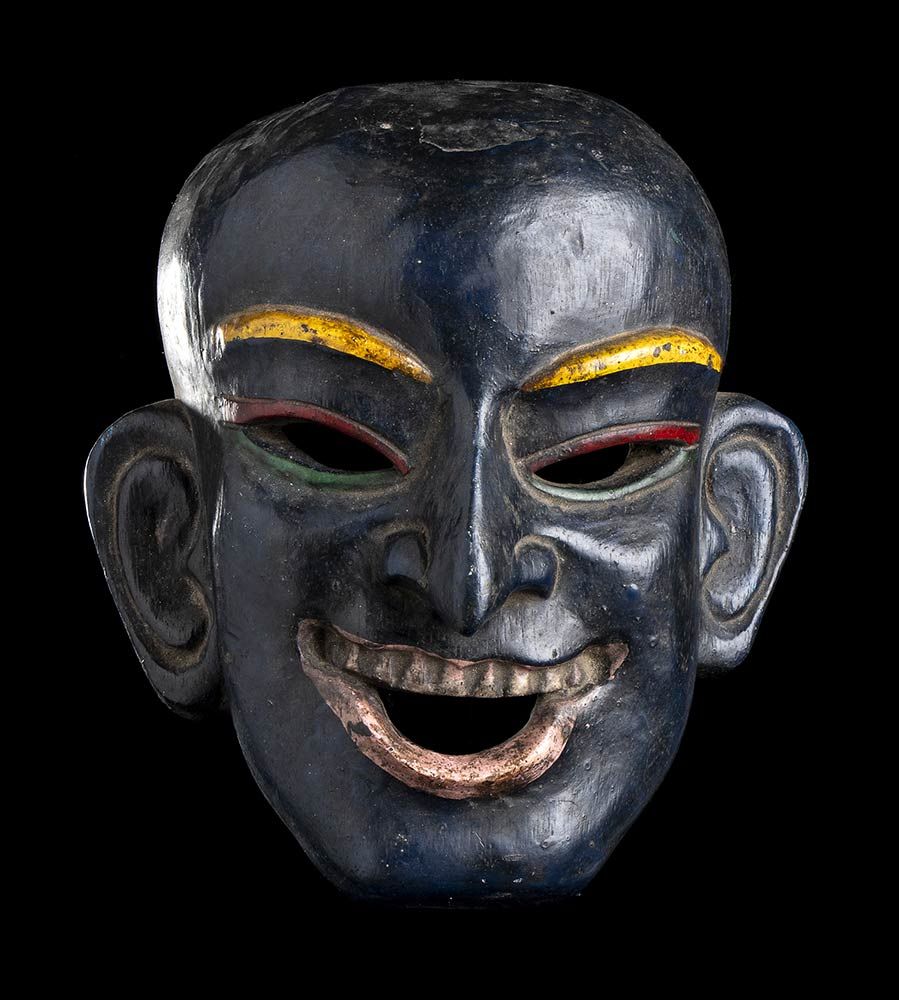 TWO PAINTED WOOD MASKS 两幅彩绘木质面具

中国，20世纪

最高31厘米



出处：意大利私人收藏。