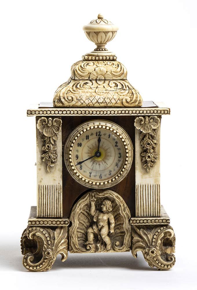 French ivory and tortoiseshell desk clock - 1890-1910 carved elephant ivory (Lox&hellip;