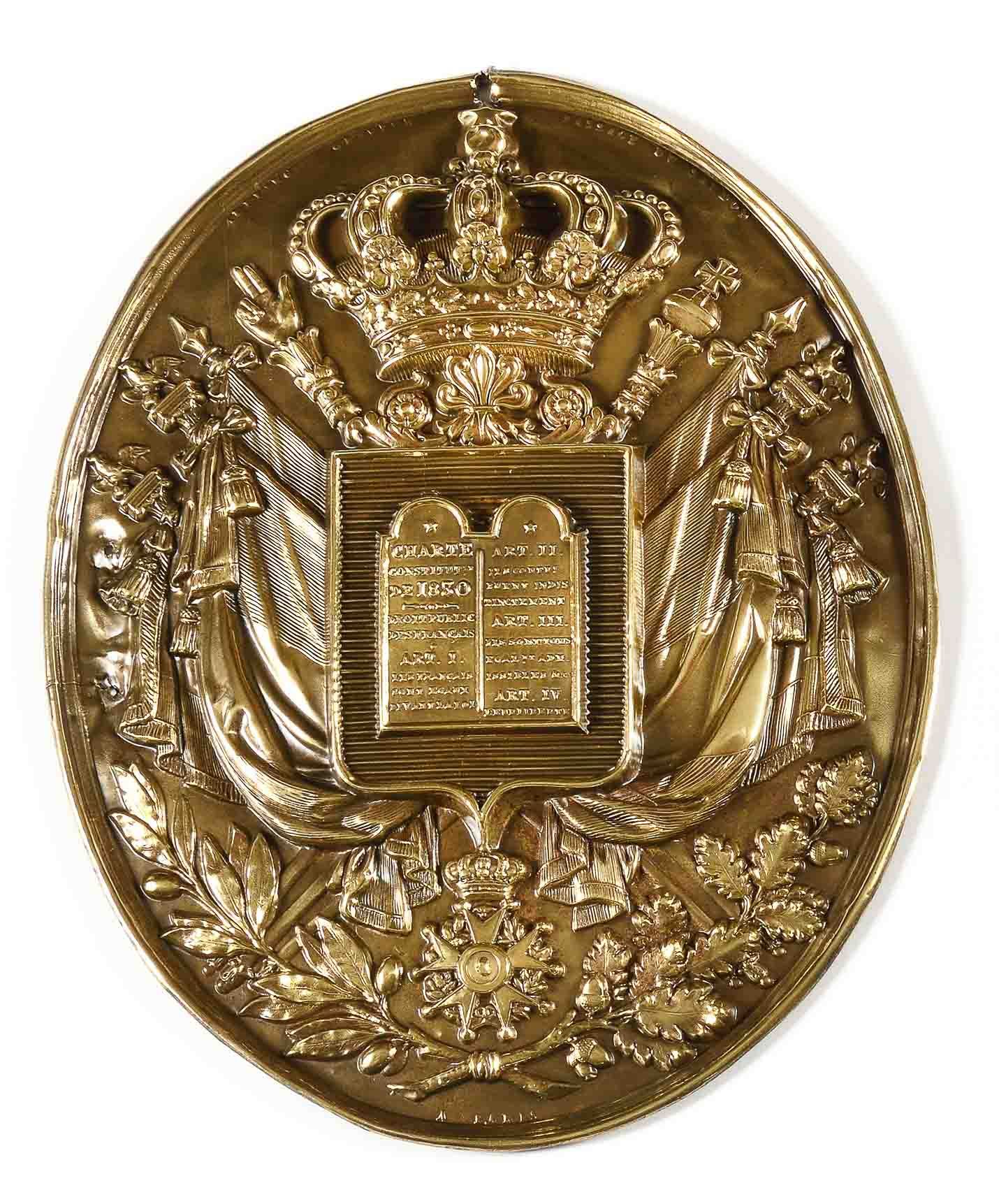 Null MONARCHIA DI LUGLIO 

Piatto ovale con la Carta del 1830 su un fascio di ba&hellip;