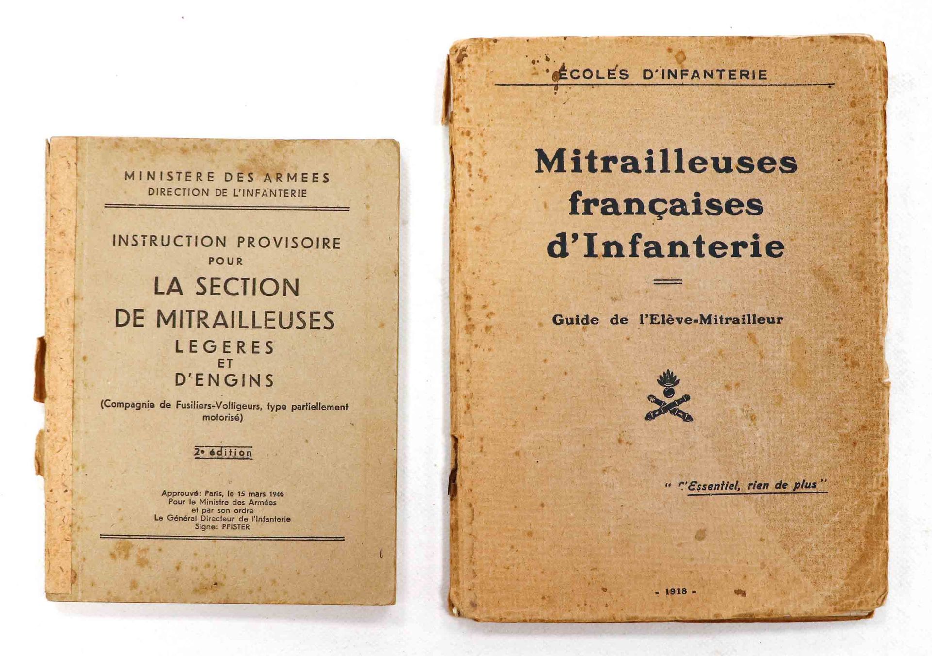 Null Deux instructions françaises : 

- Mitrailleuses françaises d’infanterie. G&hellip;
