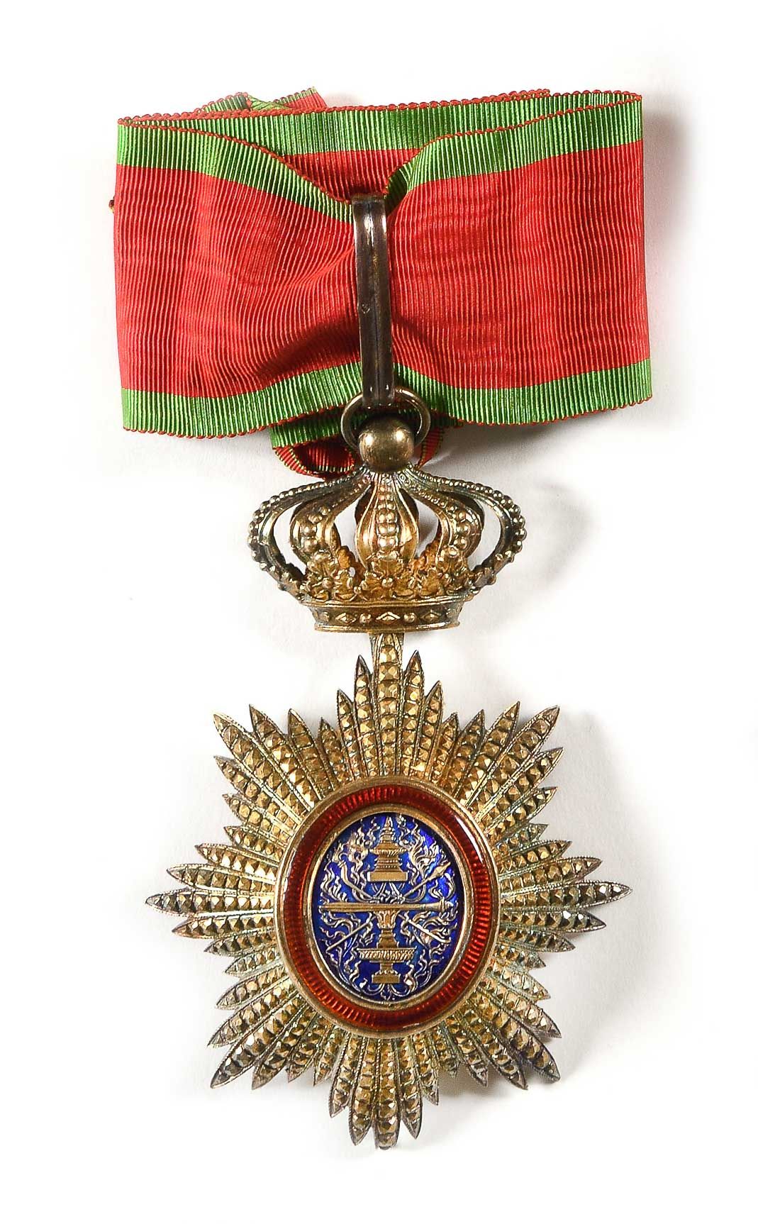 Null CAMBODIA.

ROYAL ORDER OF CAMBODIA. 

Commander's cross in gilt and enamel &hellip;