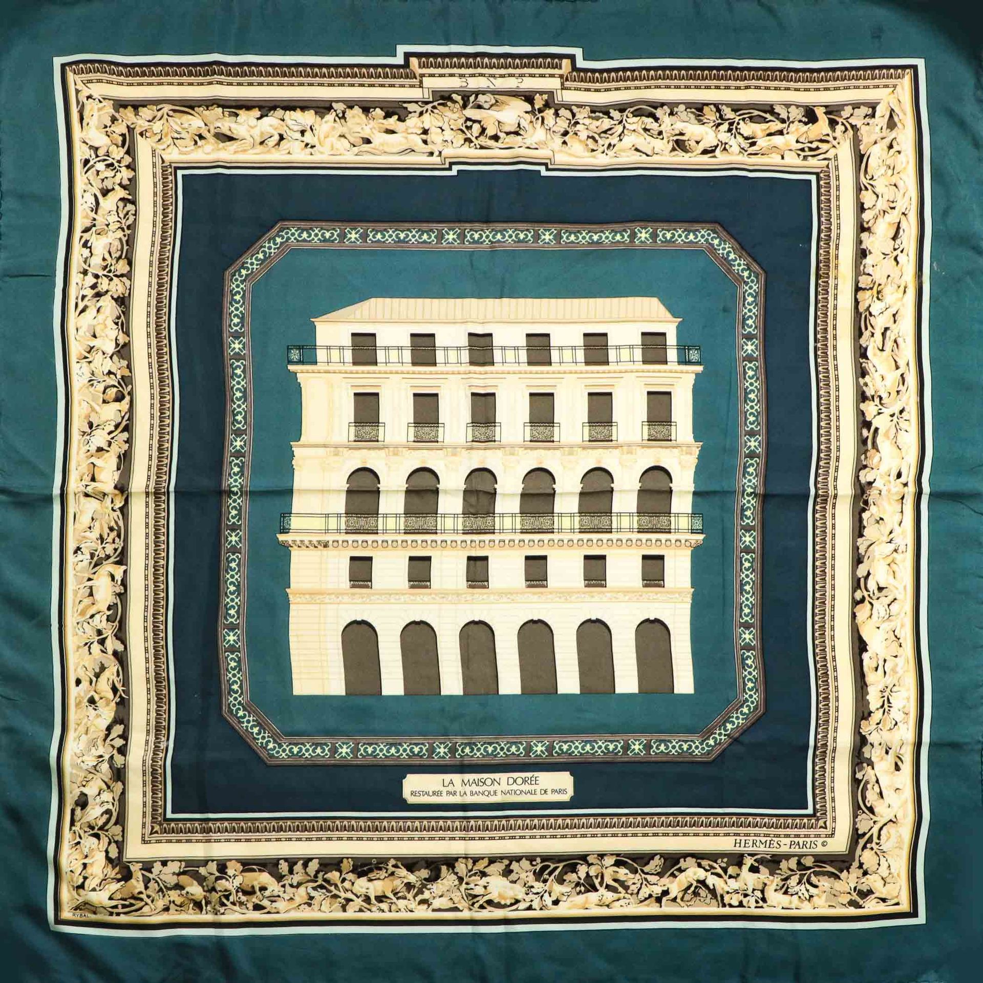 Null 爱马仕-题为 "La Maison doré "的多色丝绸方块，签名为Rybal