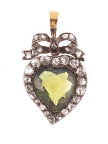 Null 古董金银心形吊坠，镶嵌绿宝石和钻石 - 毛重：3.2克