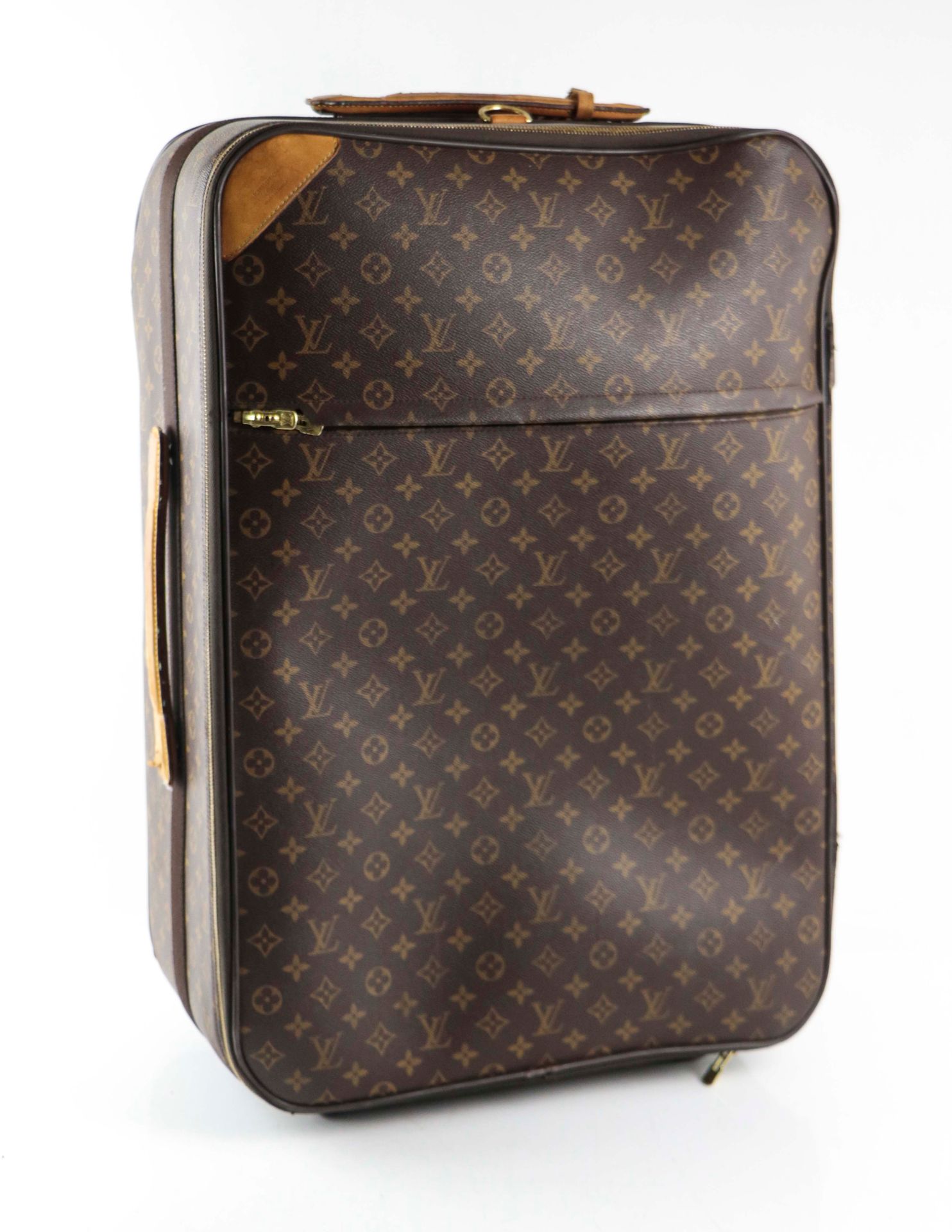 Null LOUIS VUITTON. Suitcase "Pegase" in monogrammed canvas and natural leather &hellip;