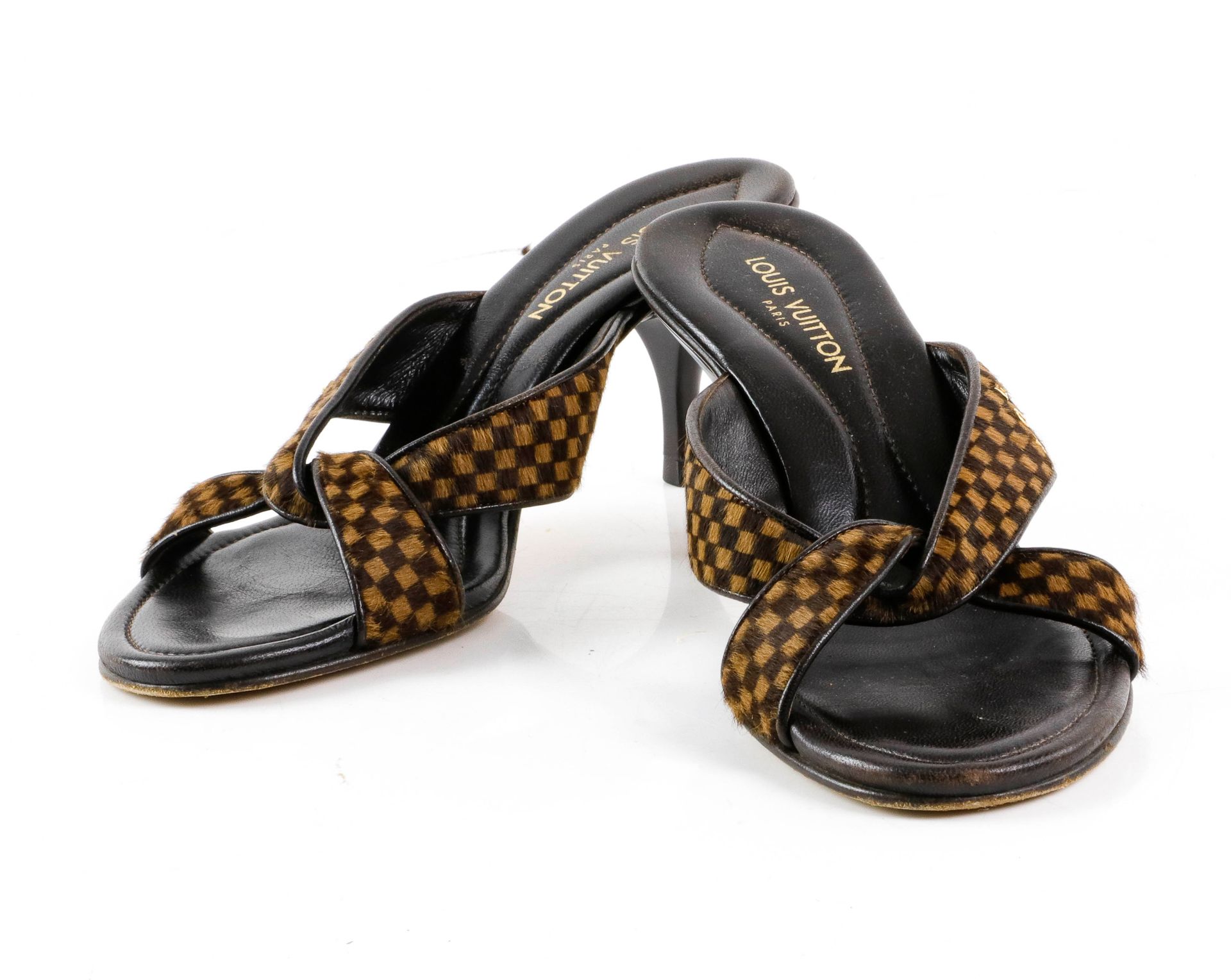 Null Louis VUITTON. Pair of brown leather and checkerboard pumps - Size 37