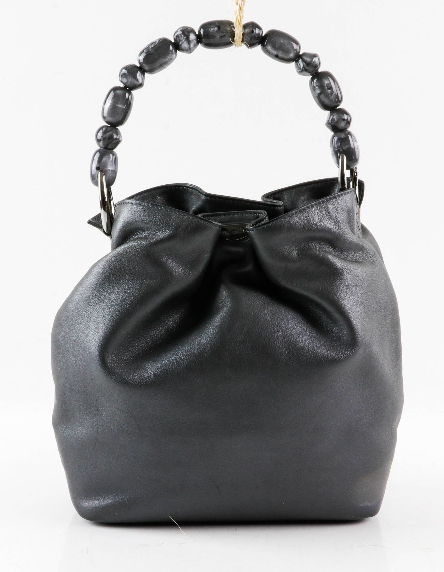 Null Christian DIOR - Circa 1999. Bolso "Malice" en piel antracita. Cierre con b&hellip;