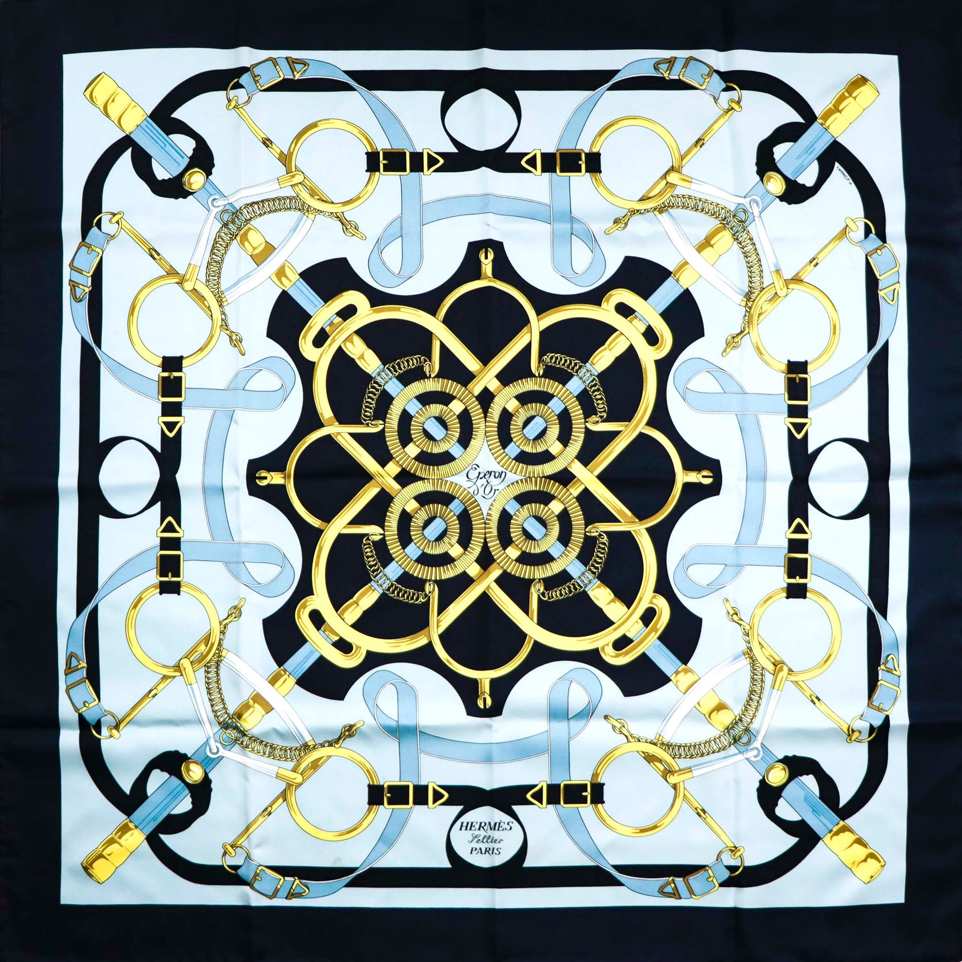 Null 赫米斯。题为 "Eperon d'or "的丝质方形印刷品，签名为Henri d'Origny - 海军边框