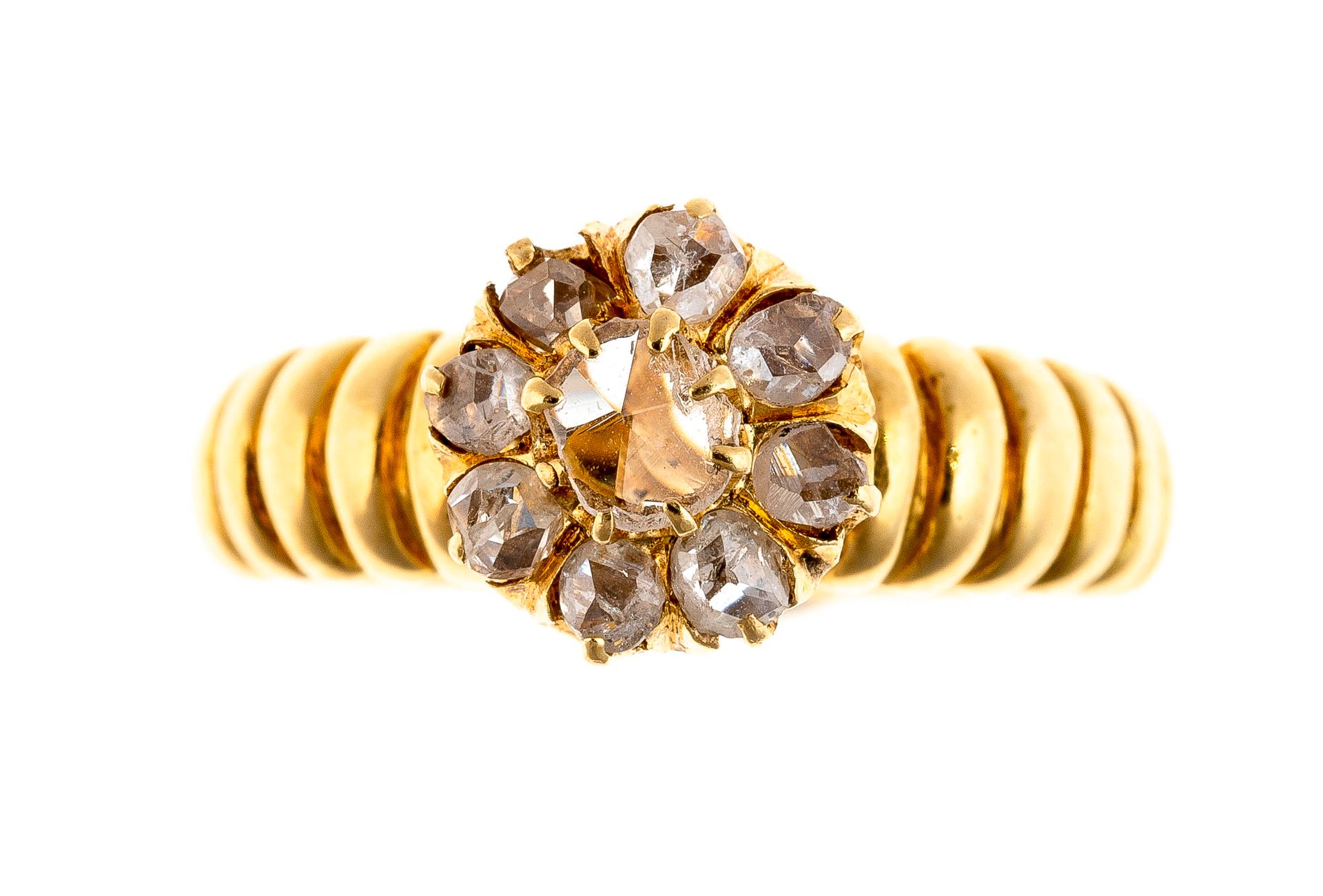 Null Gold flower ring set with a central diamond in a circle of diamonds. Gross &hellip;