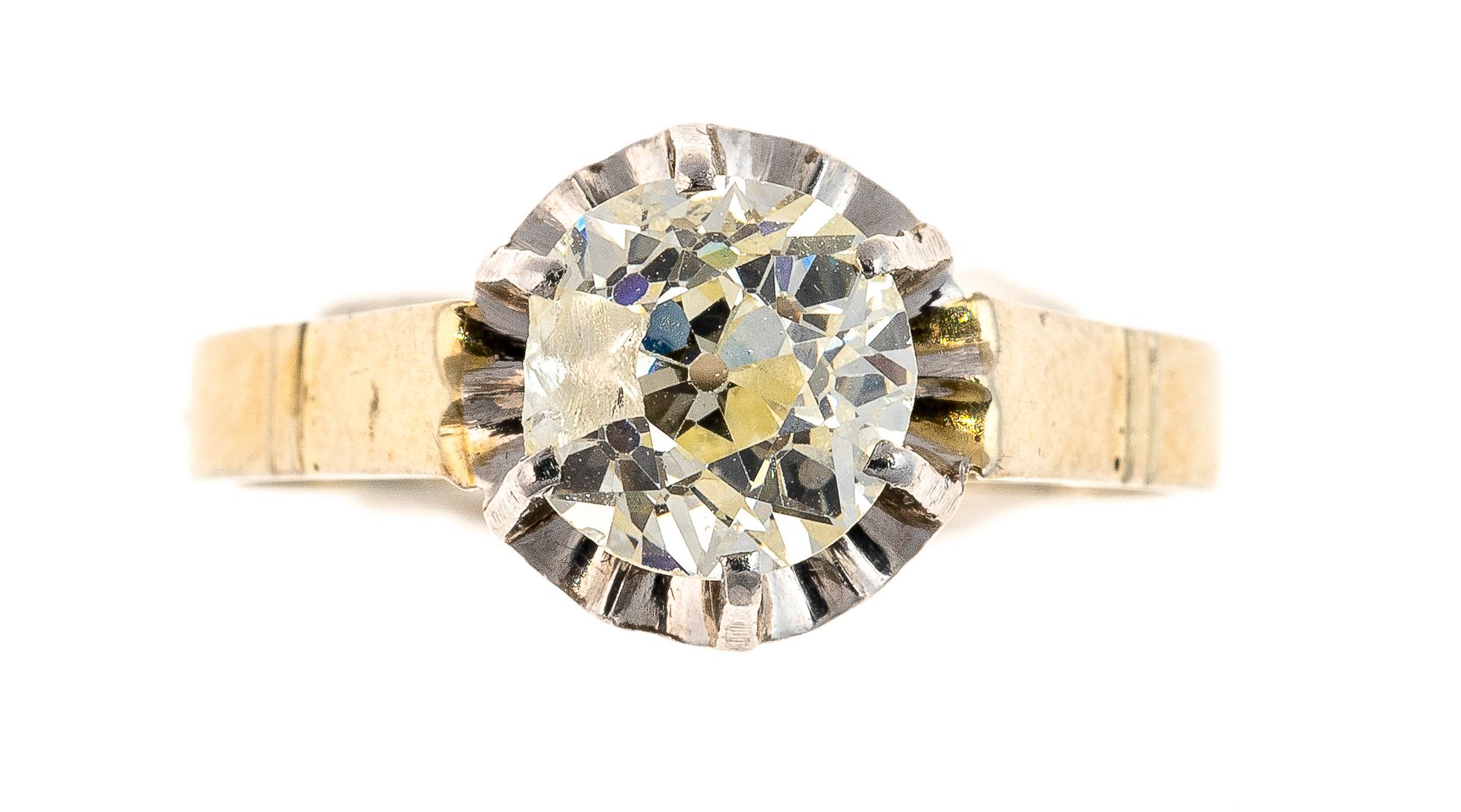 Null Ring aus Gold und Platin mit einem Diamanten (Ausbruch). Bruttogewicht: 2,4&hellip;