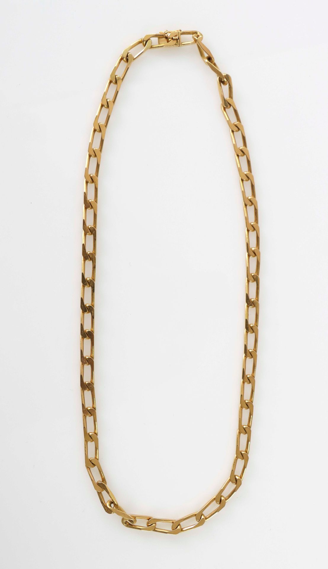 Null Gold chain with curb chain. 72.4 g