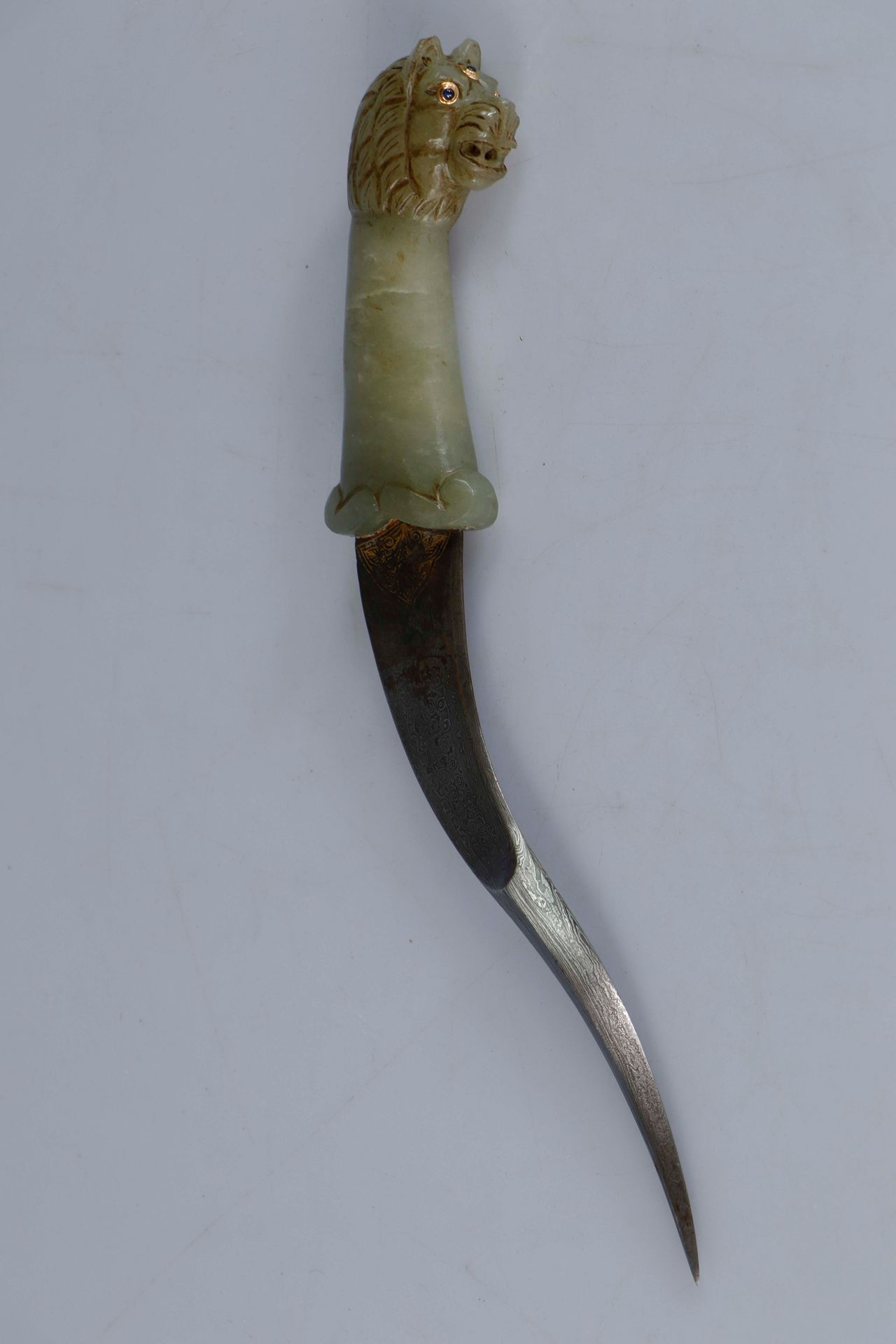 Null INDIA, 18th-19th century. Indian dagger of Mughal style, Khandjar, pommel c&hellip;