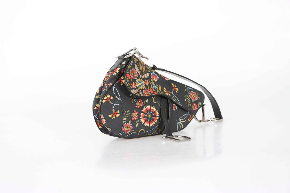 Null Christian DIOR. Saddle" bag in multicolored canvas with floral motifs and b&hellip;