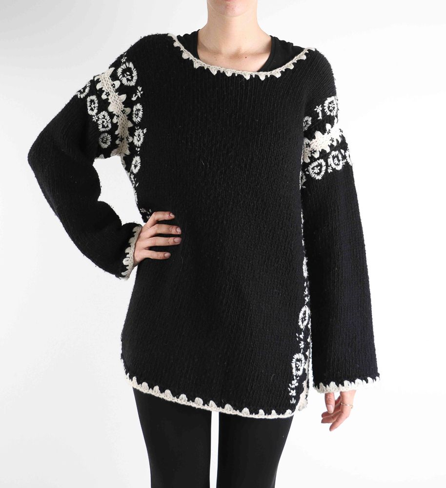 Null Christian DIOR. Black and white wool sweater