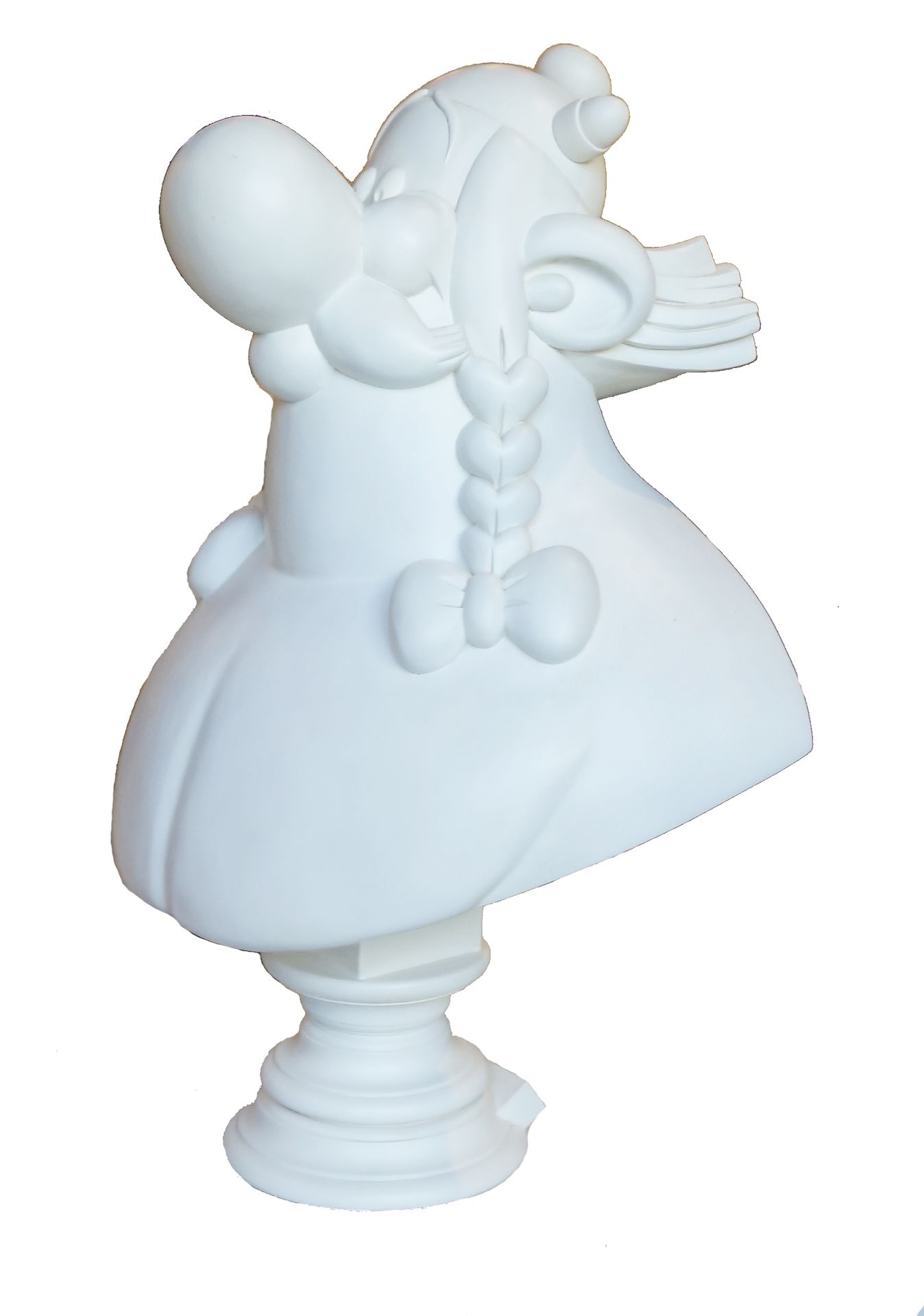 UDERZO 
ST EMETT：Asterix，Obelix的大型半身像，卡拉拉大理石的白色单色，2007年，第30号，73厘米。作品上有签名。罕见的。