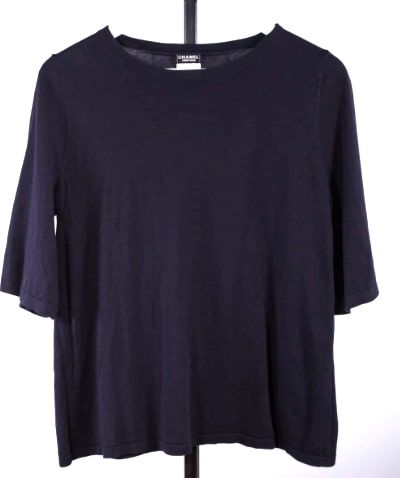 Null CHANEL UNIFORM - Navy blue cotton top, flared sleeves and round neck. Lengt&hellip;