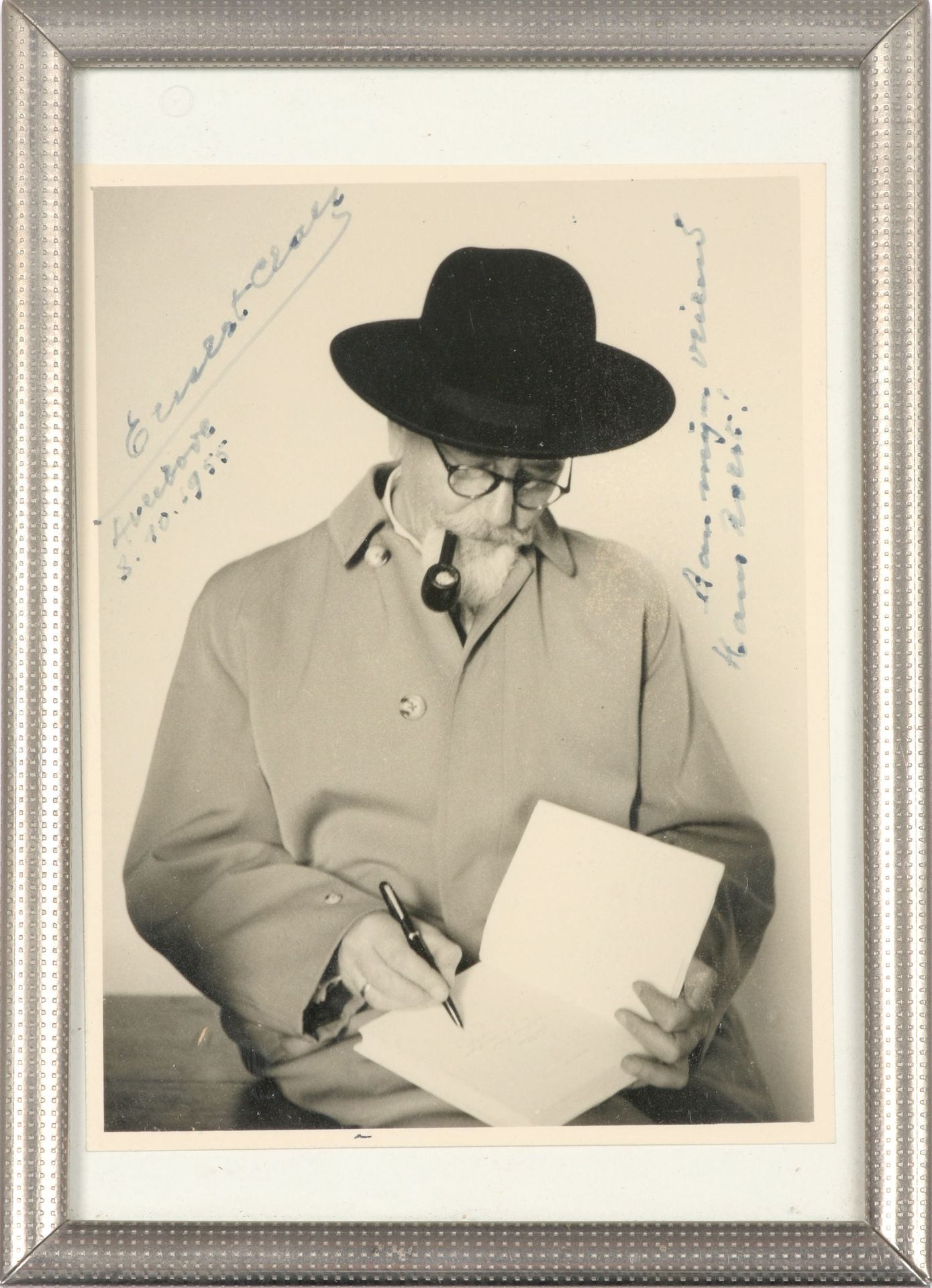 CLAES, Ernest Portret met hoed en boek

Foto originale (11,5 x 8,5 cm), met gesc&hellip;