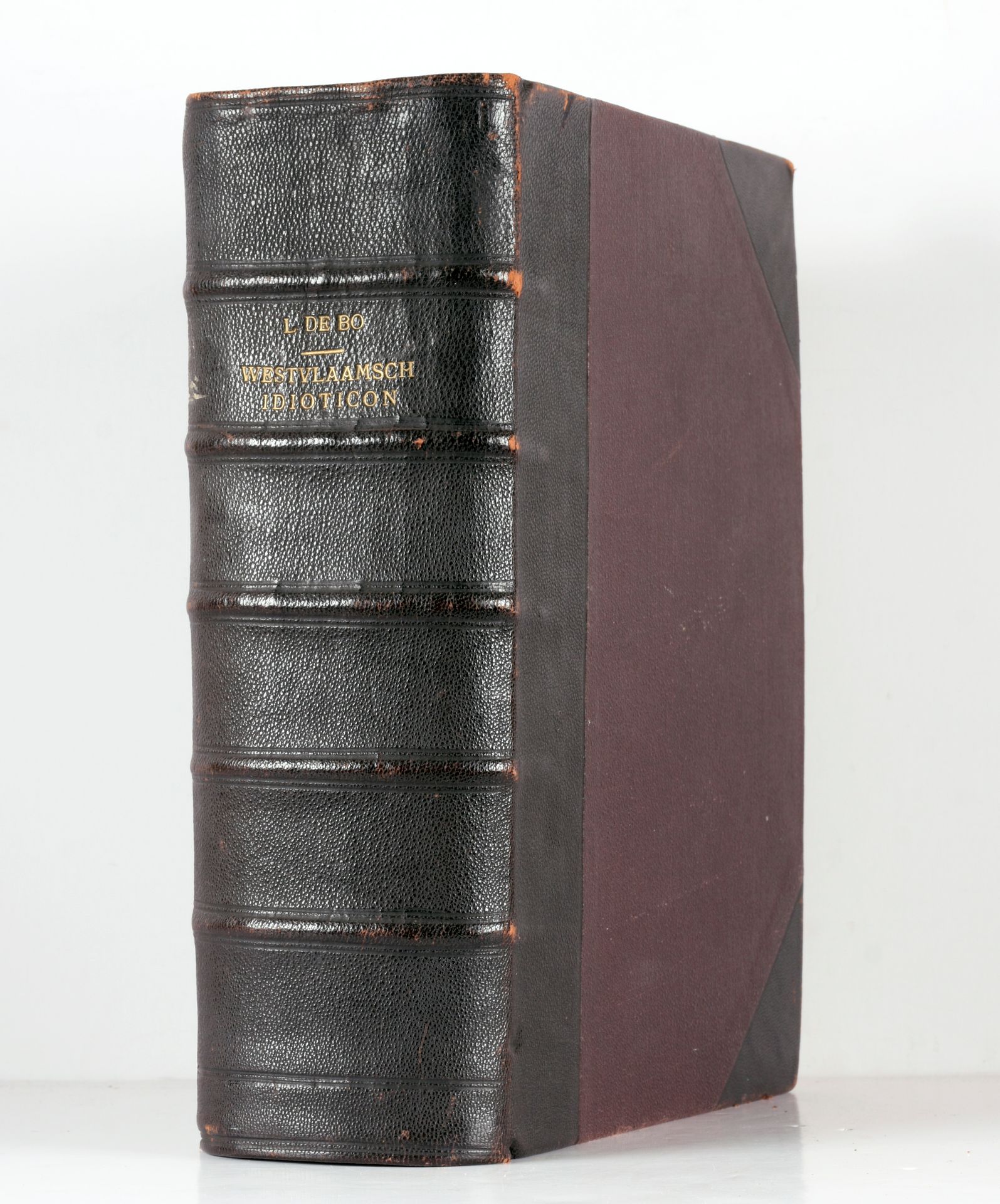 DE BO, L.L. Westvlaamsch idioticon

Brugge
E. Gailliard
1873

In-4°, xx, 1488 pp&hellip;