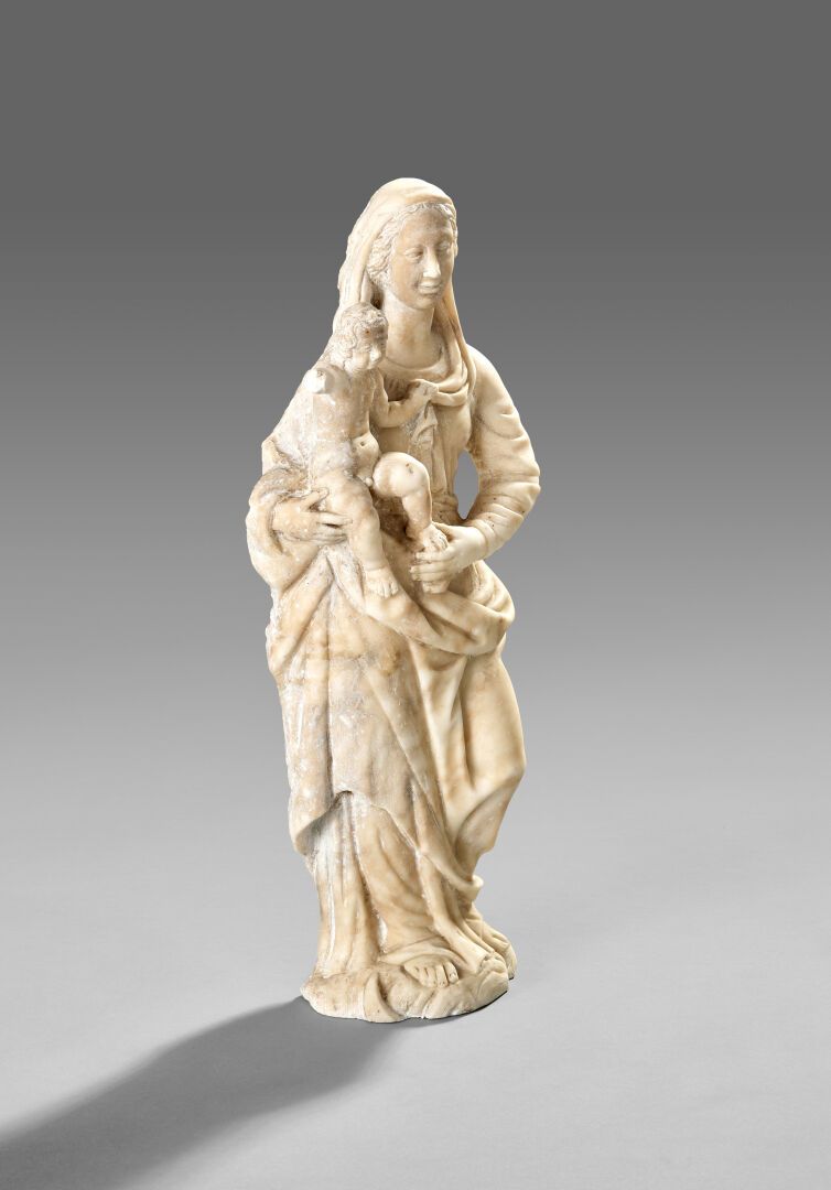 Null "Vierge à l'enfant".

Sculpture en marbre blanc.

Travail du XVIIème siècle&hellip;