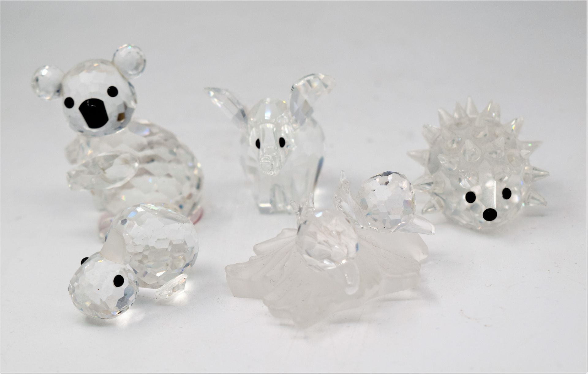 Null SWAROVSKI, Ensemble de 5 animaux en cristal taillé : Koala (45 mm), Petit c&hellip;