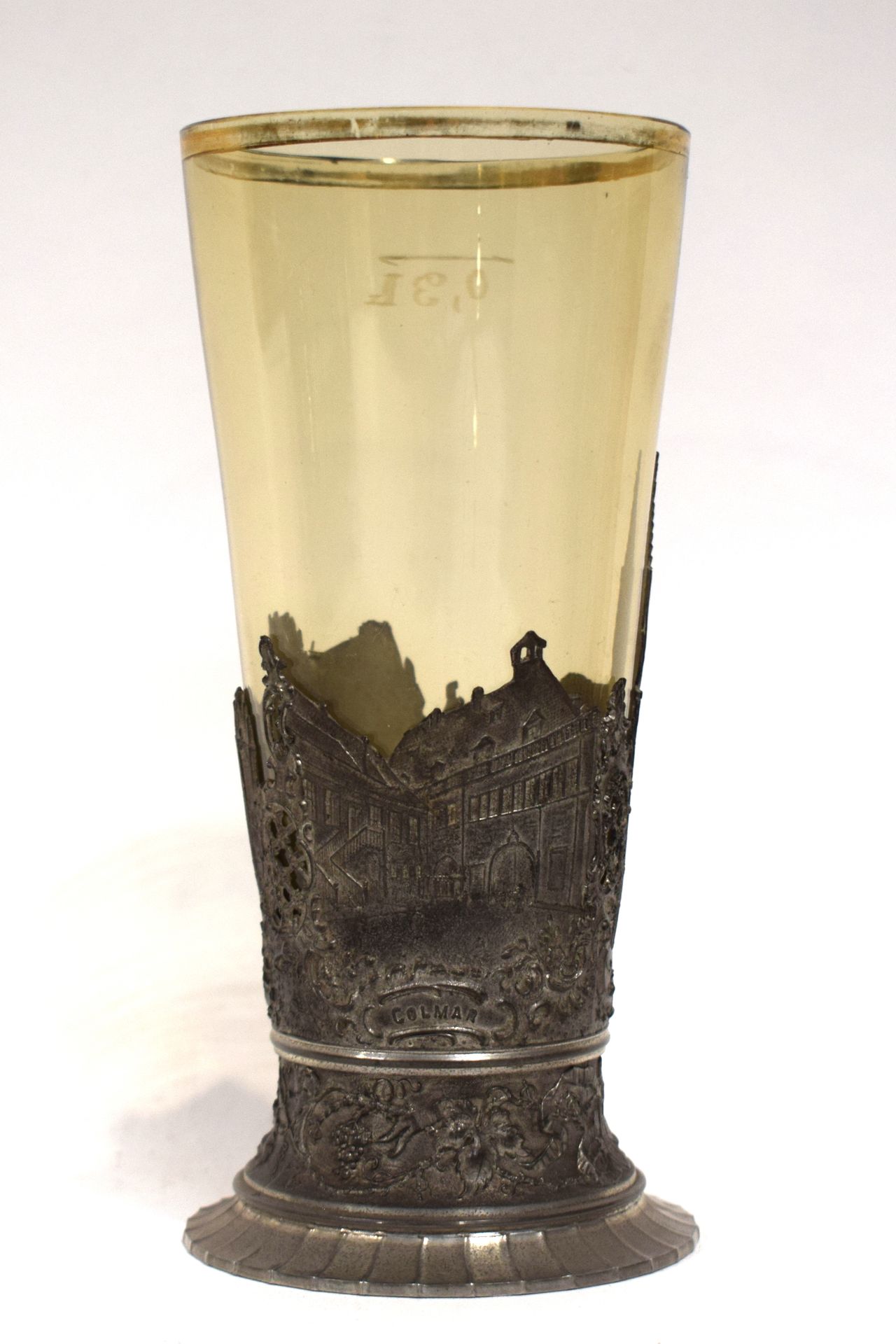 Null VERRE SOUVENIR, le pied en métal sculpté à décor de l'Alsace Moselle (Stras&hellip;