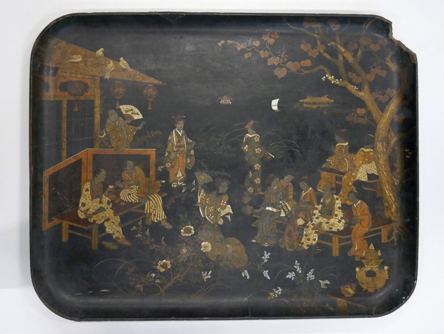 Null JAPAN (in the taste of ) - 19th CENTURY 

Large tray in paper maché with im&hellip;