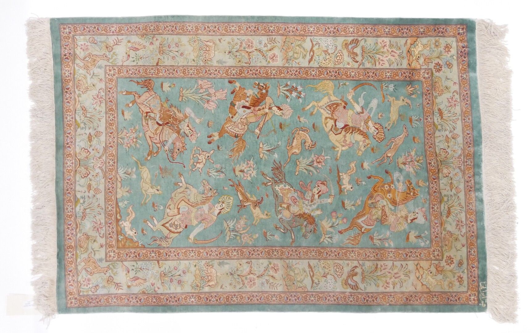 Null IRAN - 20th century 

Ghoum silk carpet decorated with hunters on a green b&hellip;
