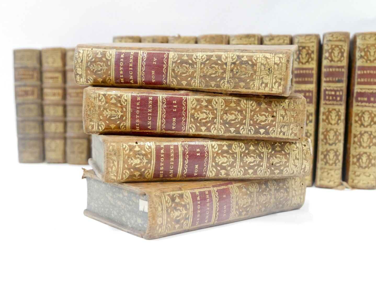 Null FRANCE - 18th CENTURY 

Set of 30 volumes (History) : 

- Charles ROLLIN, H&hellip;
