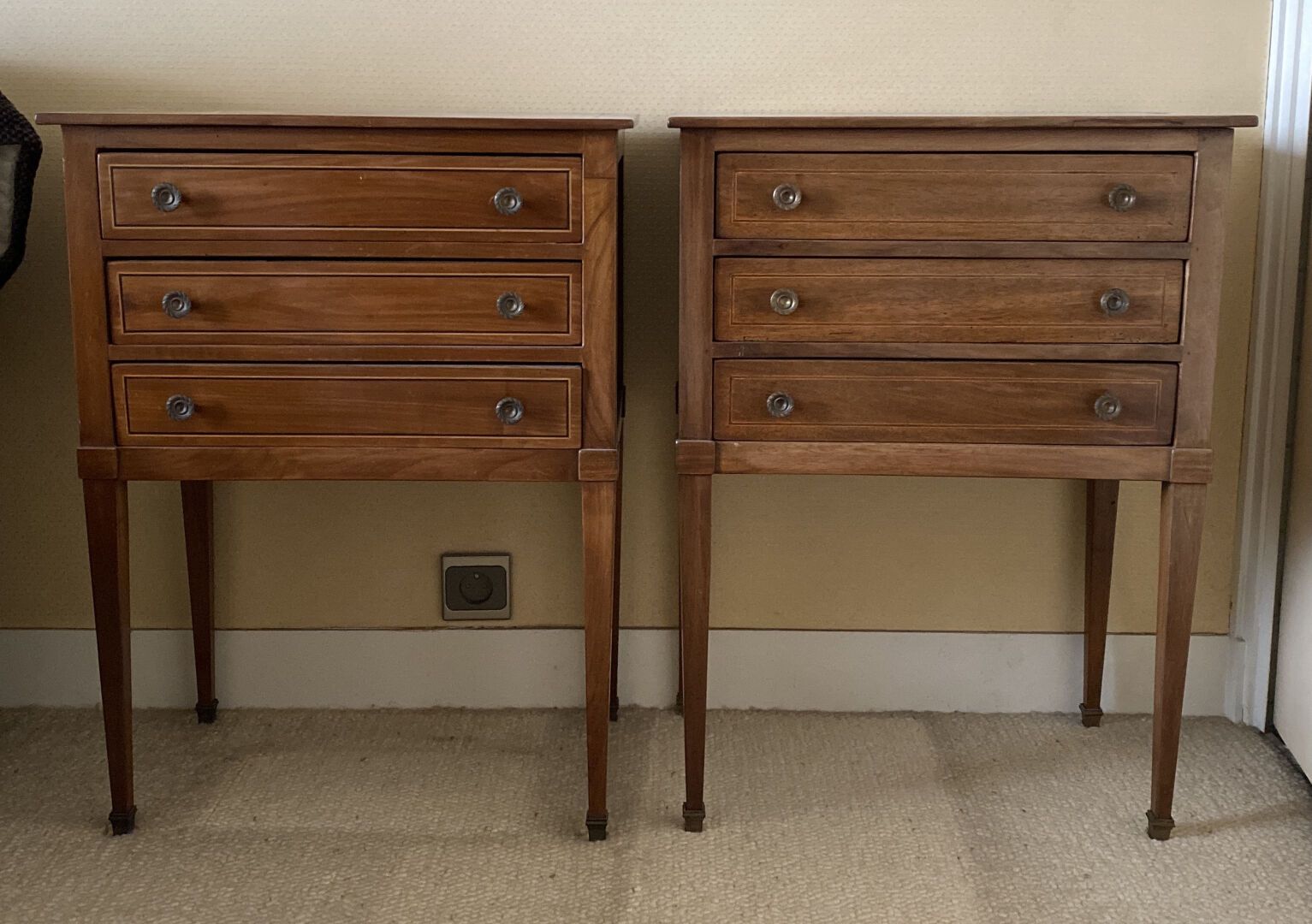Null late 19th - early 20th century 

Two bedside tables in wood, opening with t&hellip;