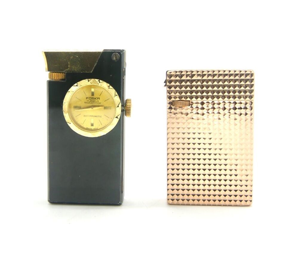 Null ROSETTA and FOSKA

Lot of two gas lighters:

- A Rosetta lighter in copper-&hellip;