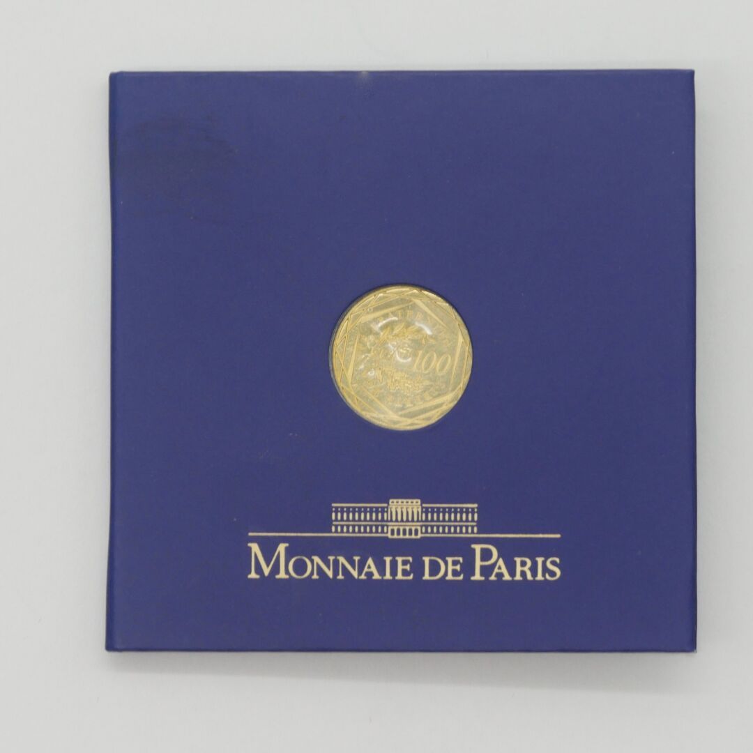 Null NUMISMATIQUE - MONNAIE DE PARIS 
Une pièce de 100 euros semeuse en or 999/1&hellip;