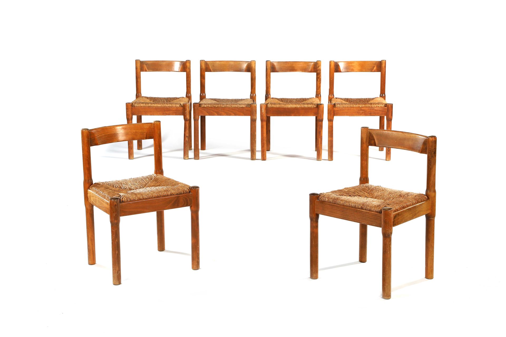 Null Vico MAGISTRETTI

(1920-2006)

6 chaises dites Carimate

Hêtre, paille

Sti&hellip;