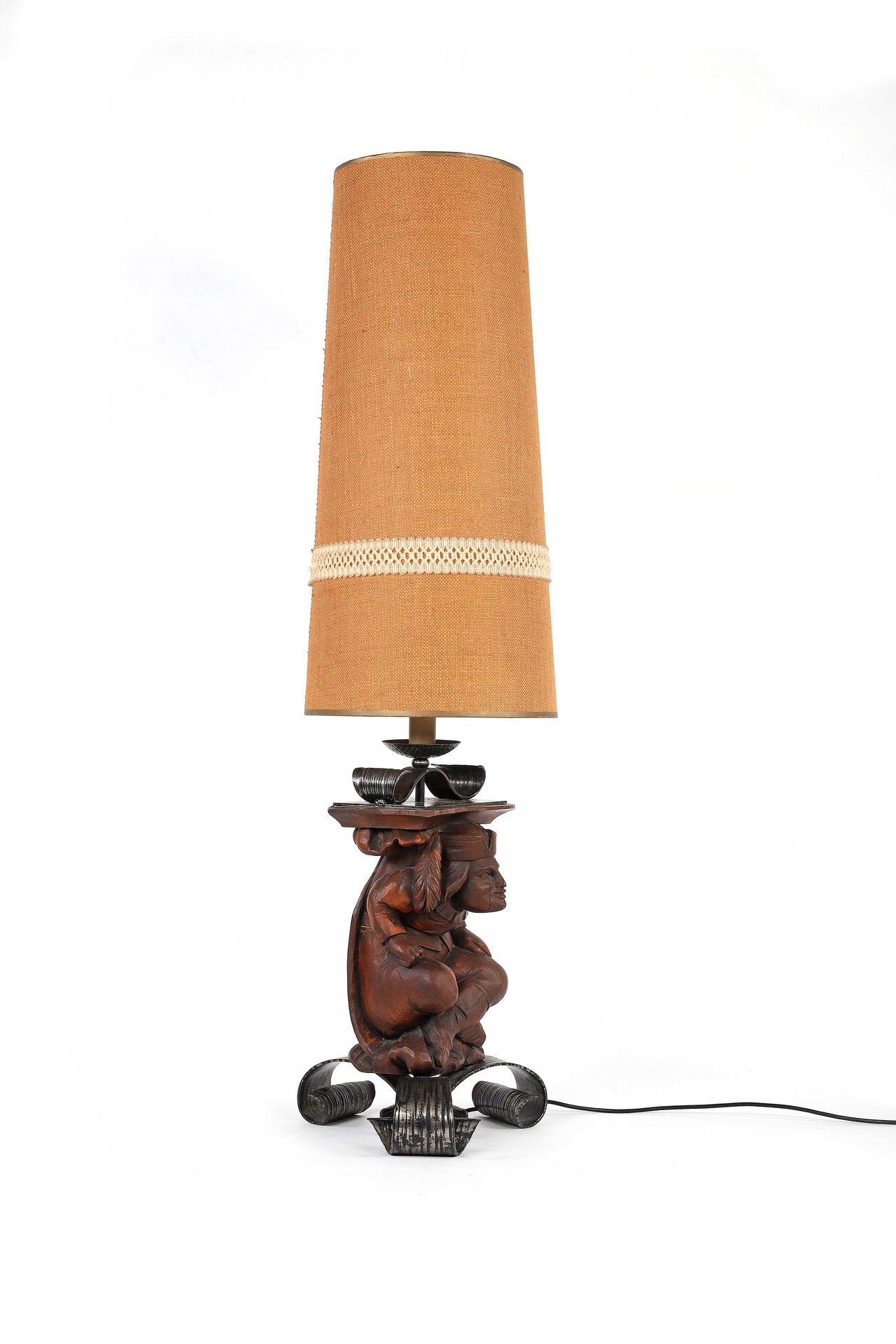 Null Jean Maurice ROTHSCHILD (1902-1998) 

Lamp Wood, iron, fabric H. : 131 cm. &hellip;
