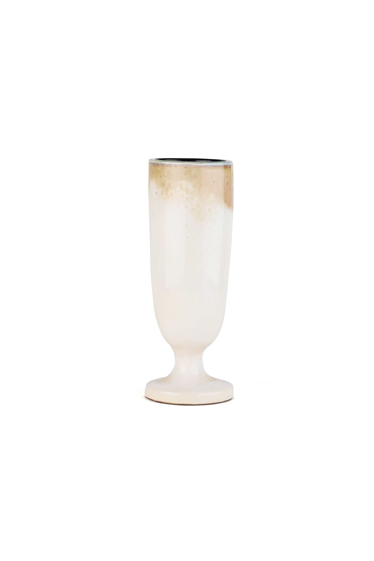 Null 乔治-朱夫(1910-1964)

陶瓷花瓶 有签名和字样的29 x 10.5厘米。1958

花瓶 釉面石器 11.42 4.13英寸