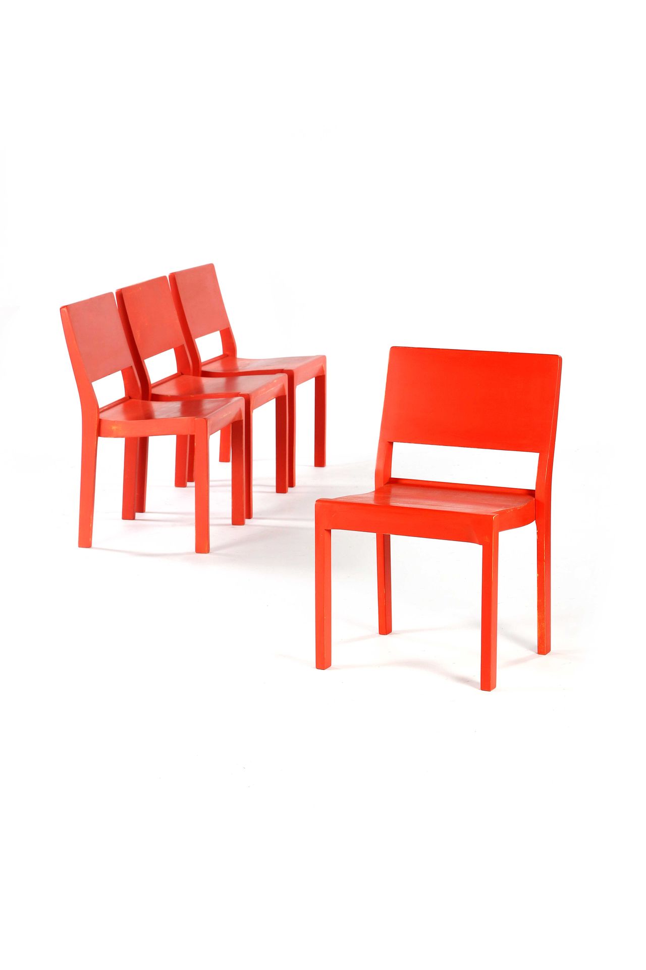 Null Alvar AALTO (1898-1976) 

4 Stühle namens 611 Birke und Birkensperrholz Auf&hellip;