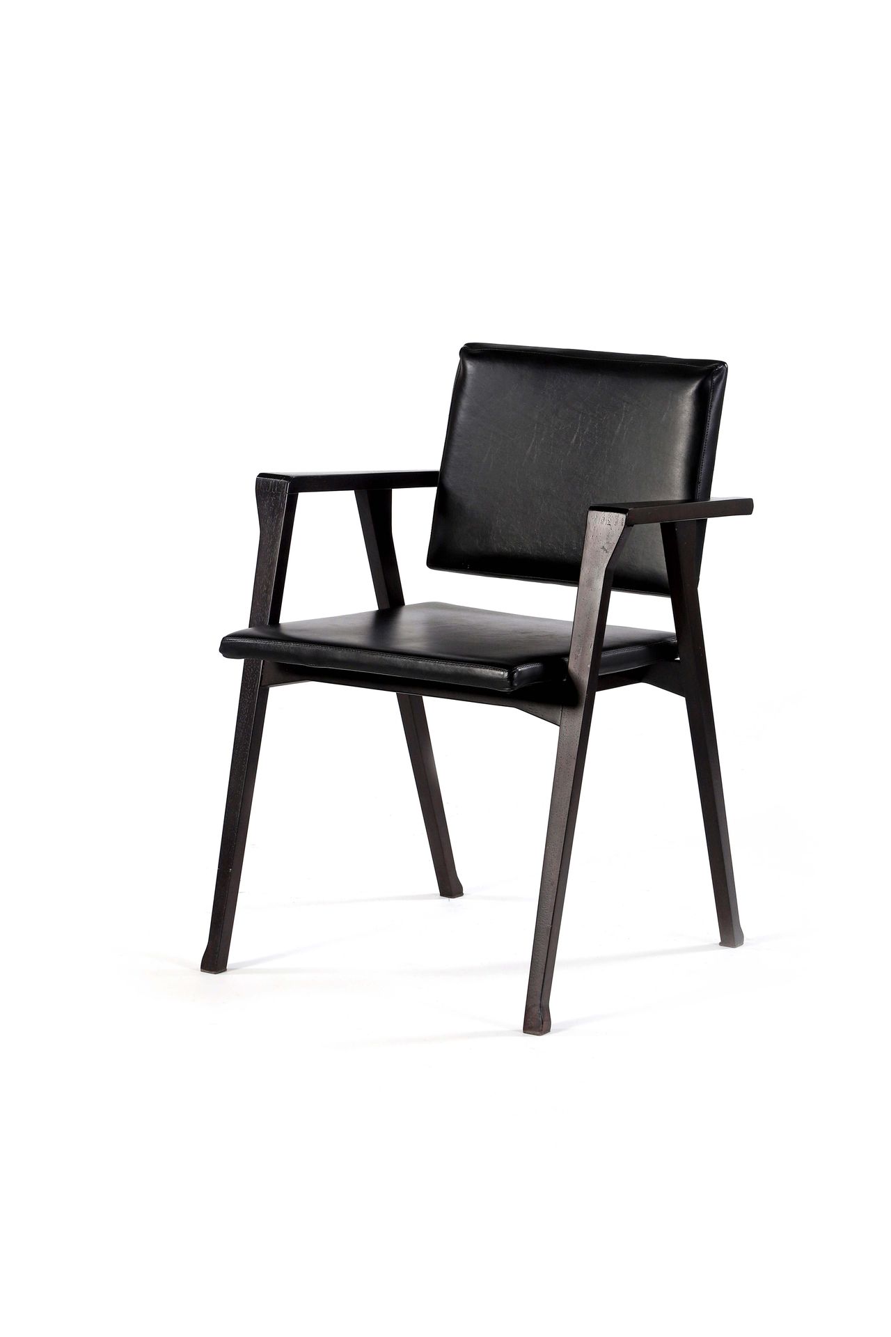 Null Franco ALBINI

(1905-1977)

叫做Luisa的扶手椅

胡桃木，皮革

76 x 55 x 57厘米。

Poggi , 1&hellip;