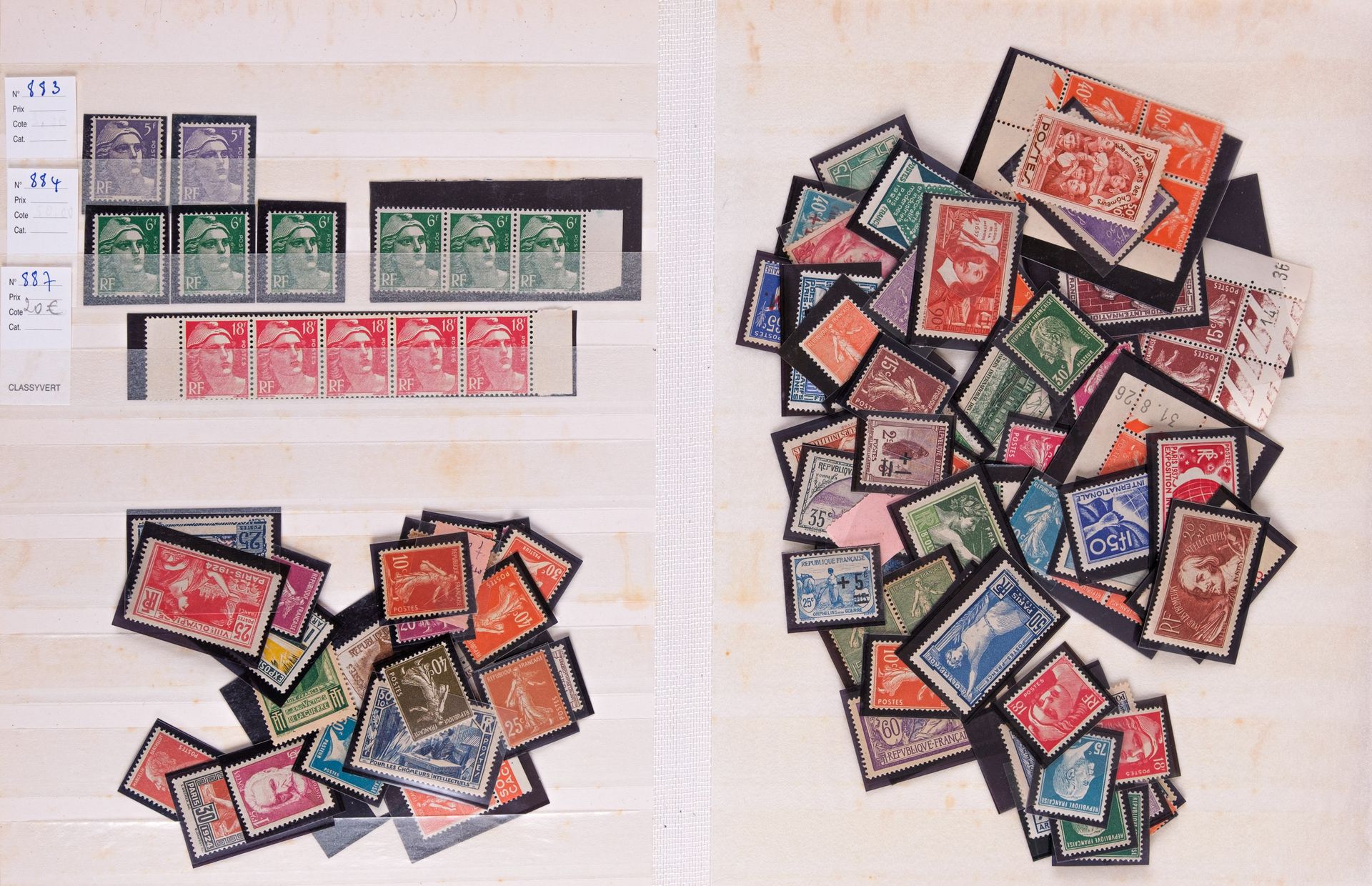 Null 法国

1940年至1950年之间的多枚薄荷邮票，有粘连现象，并在三个活页夹中出现狐疑。