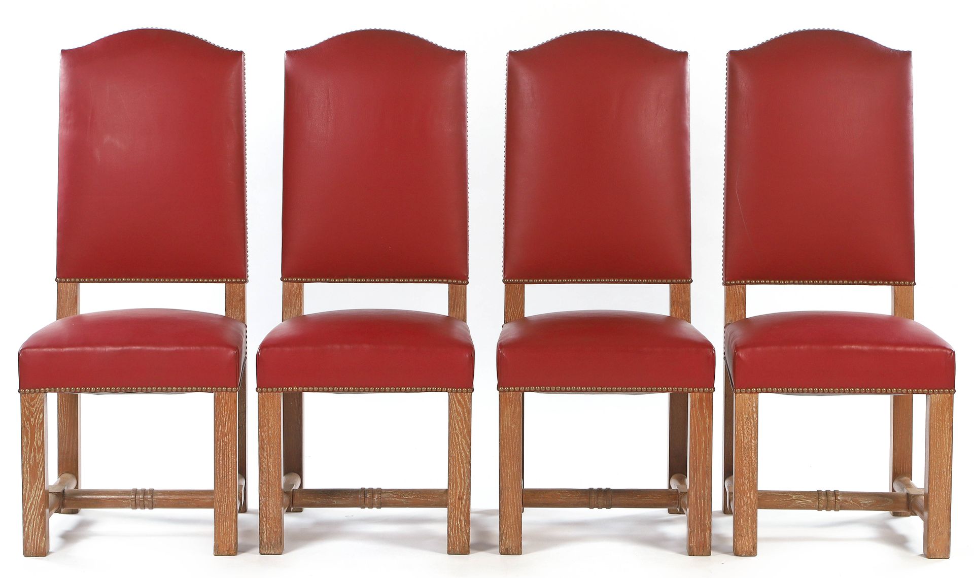 Null Paul DUPRÉ-LAFON (1900-1971)

Table et 6 chaises Chêne, cuir, céramique 73 &hellip;