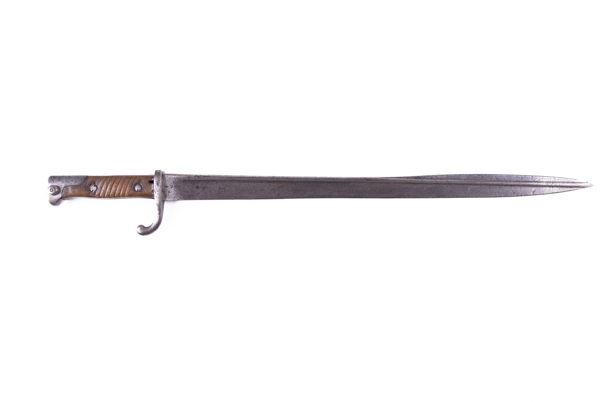Null 刺刀1860-98

带木板的手柄。圆背的刀片，型号为1860。

长度：63.2厘米。

A.B.E. SF (Pitting)。